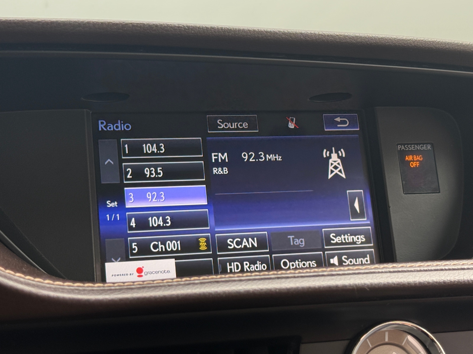 Thumbnail: 2016 Lexus ES - 3