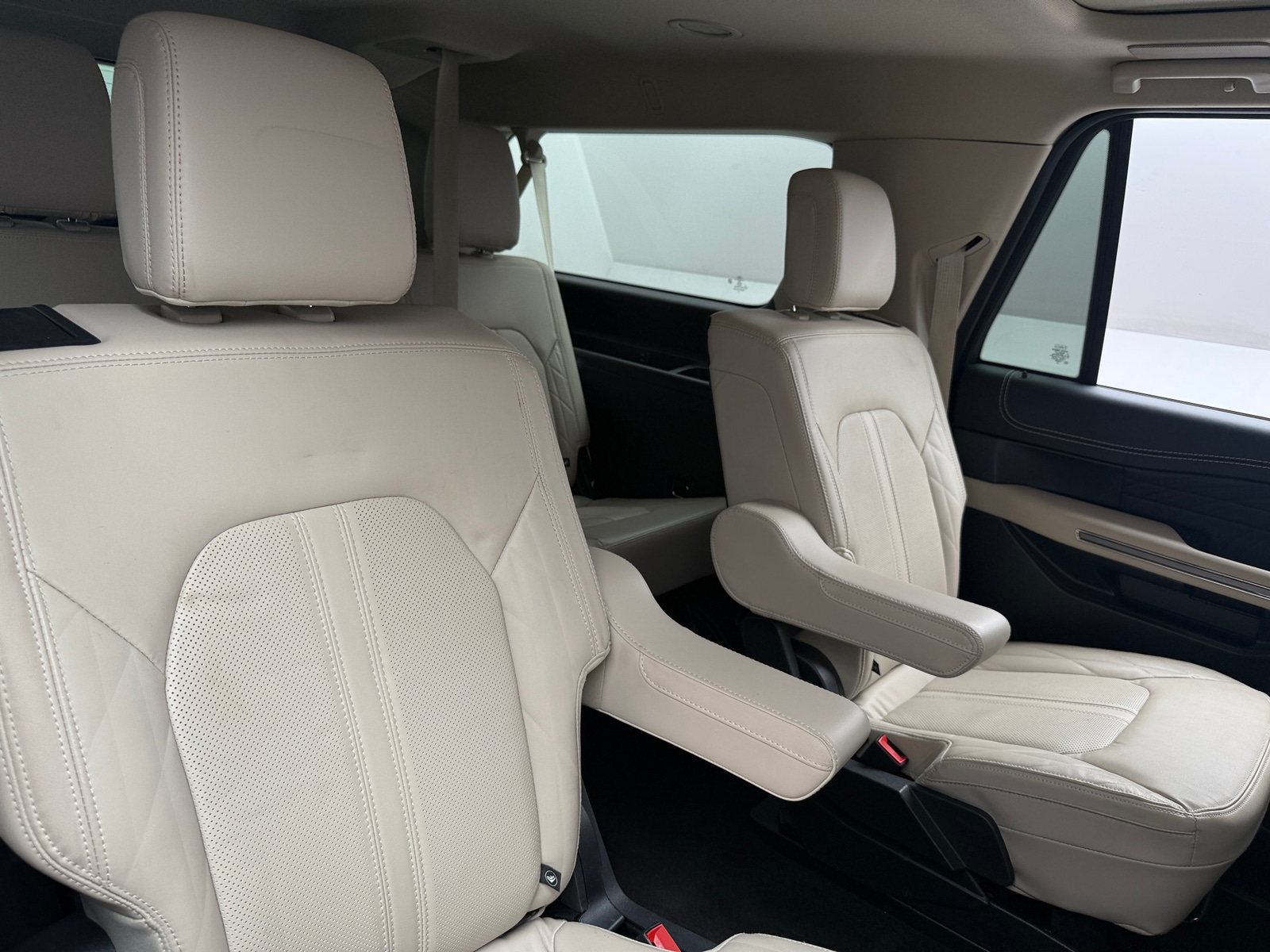 Thumbnail: 2022 Ford Expedition MAX - 5