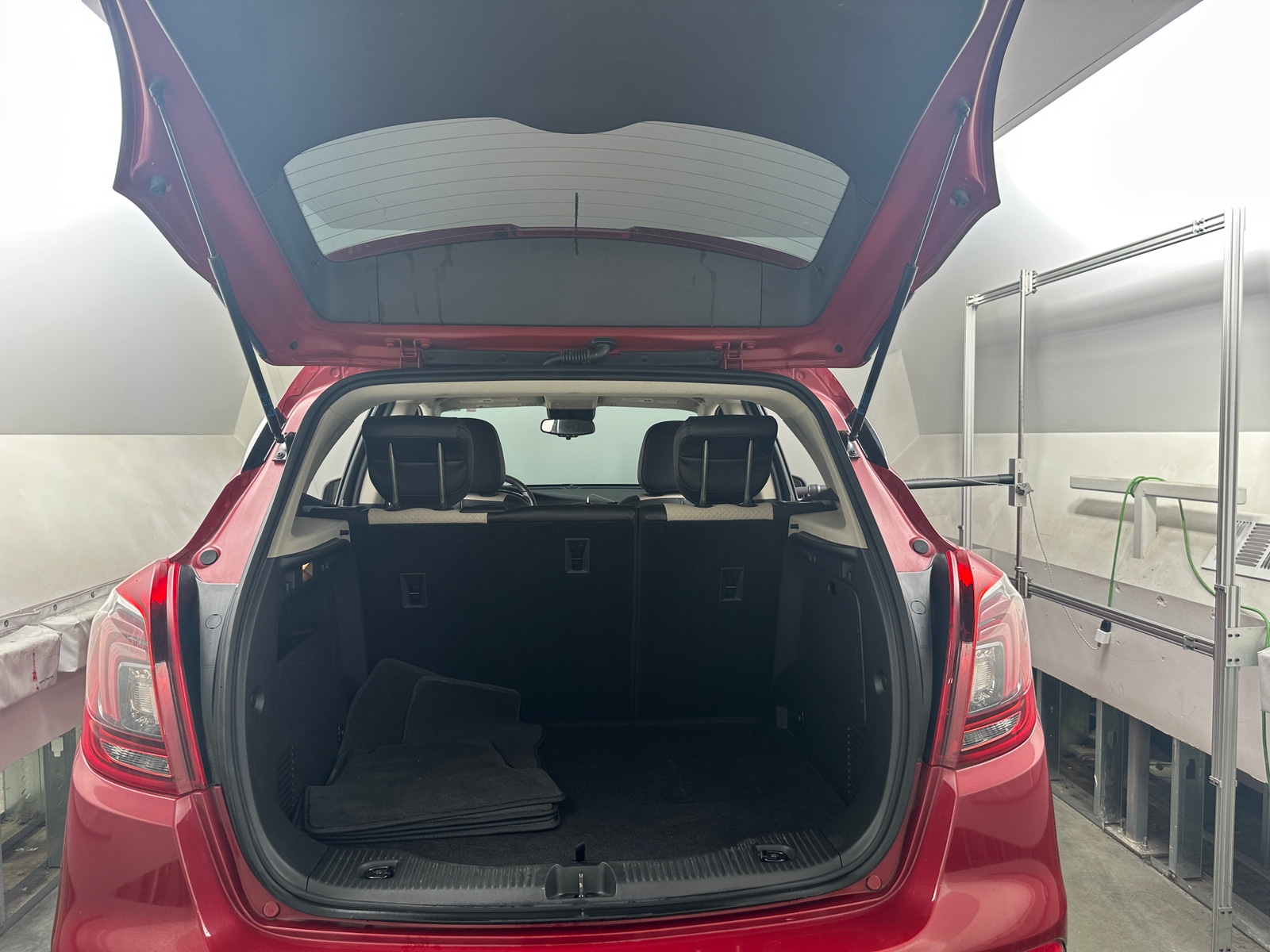 Thumbnail: 2020 Buick Encore - 6