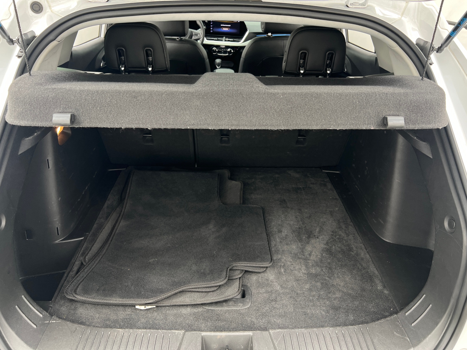 Thumbnail: 2025 Chevrolet Trax - 7