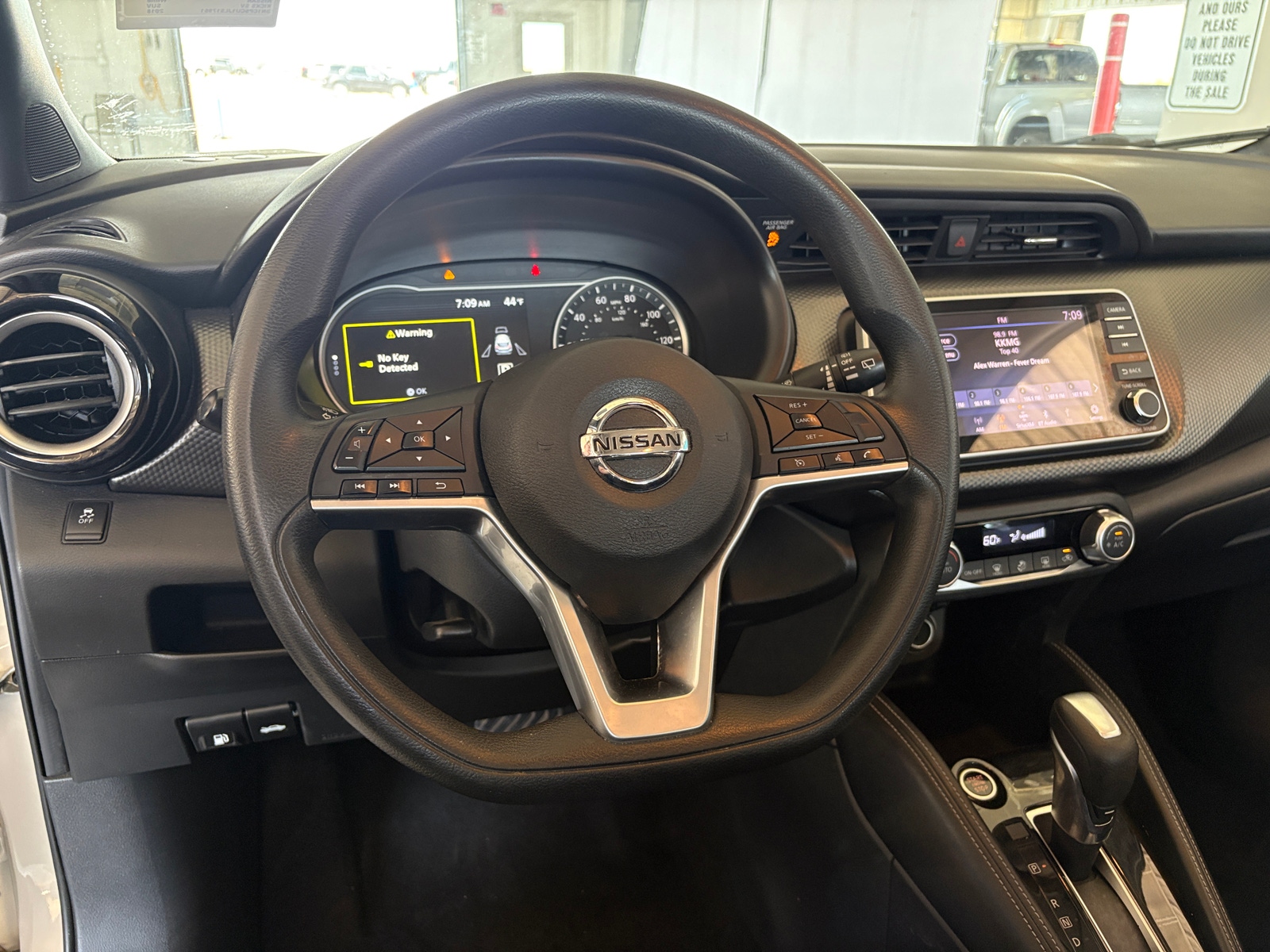 Thumbnail: 2018 Nissan Kicks - 5