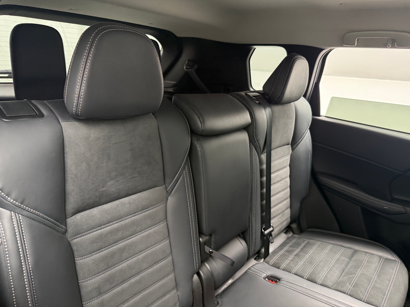 Thumbnail: 2024 Mitsubishi Outlander - 5