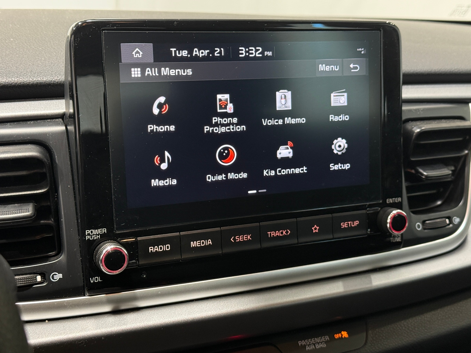 Thumbnail: 2023 Kia Rio - 4