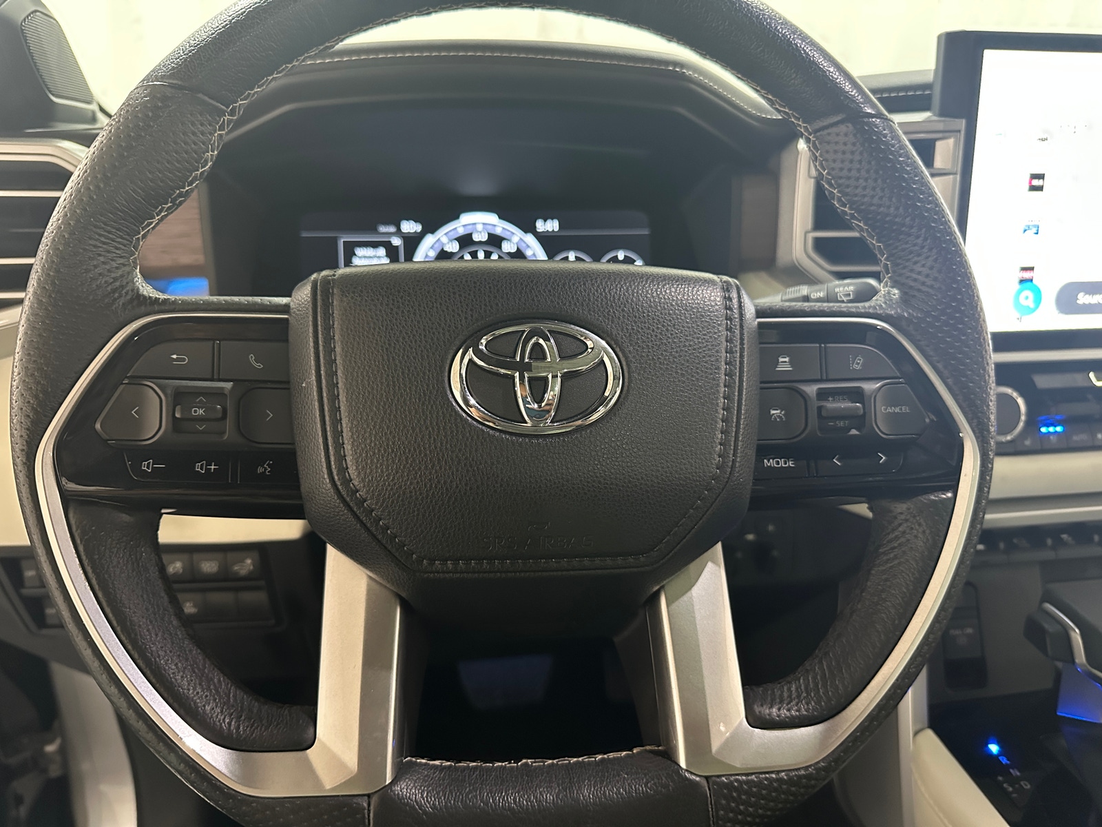 Thumbnail: 2024 Toyota Sequoia - 4