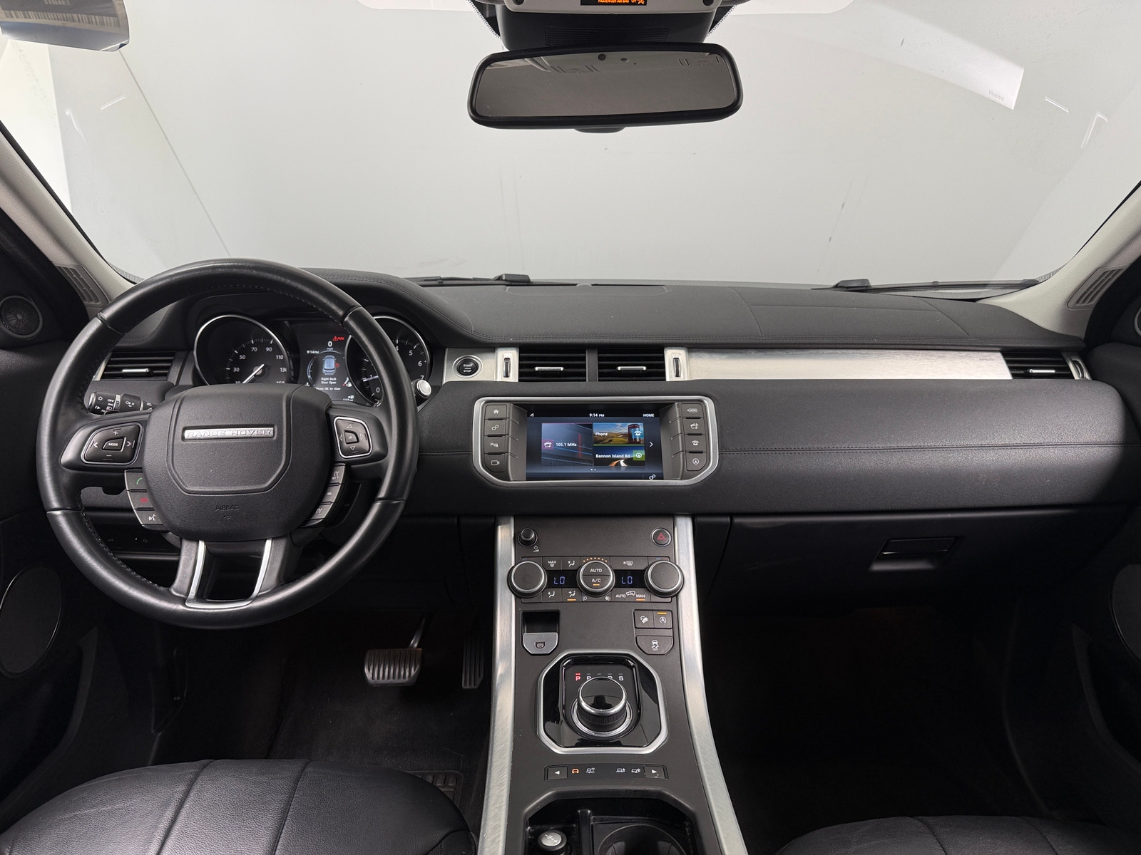 Thumbnail: 2017 Land Rover Range Rover Evoque - 2