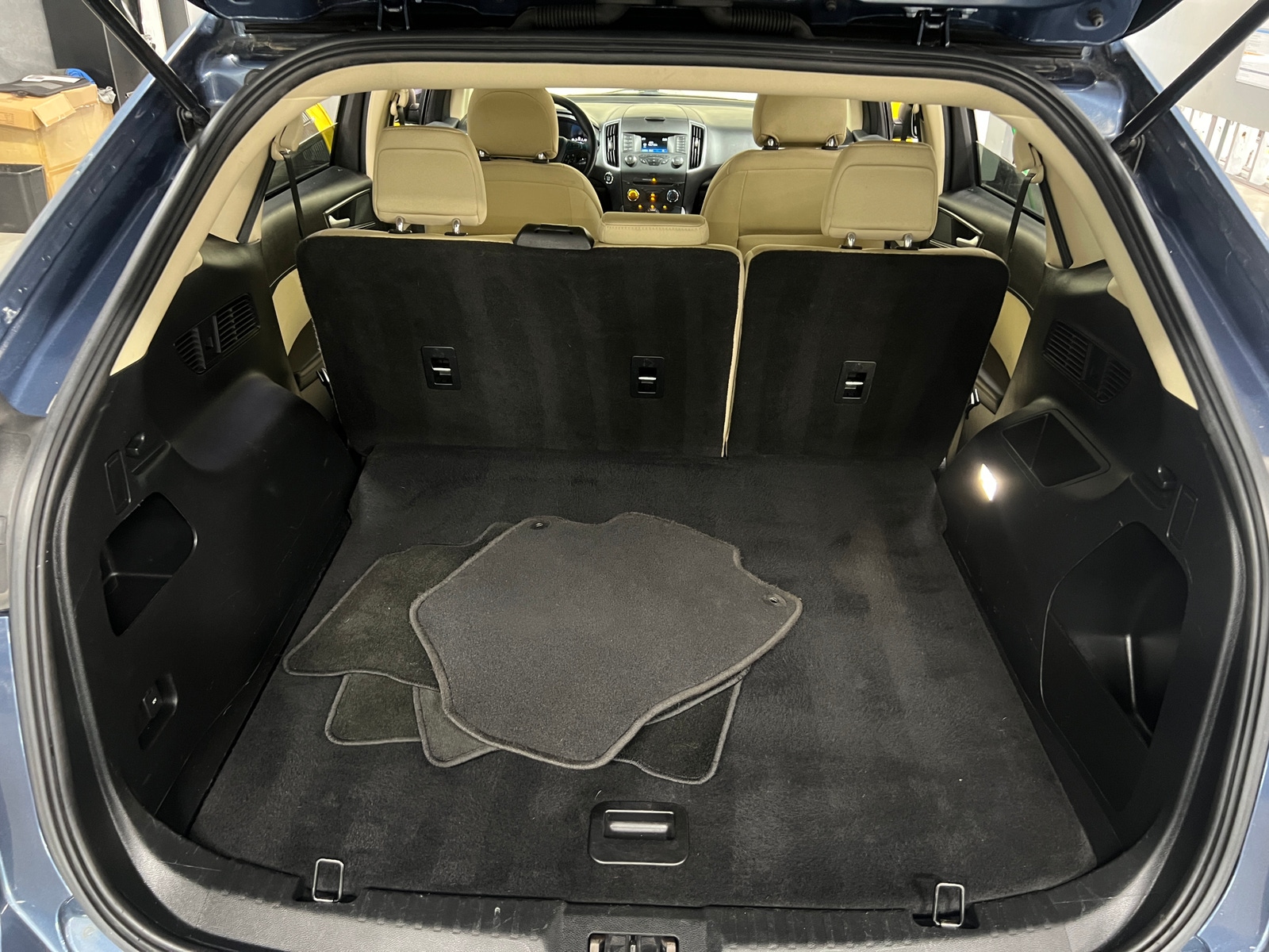 Thumbnail: 2018 Ford Edge - 7