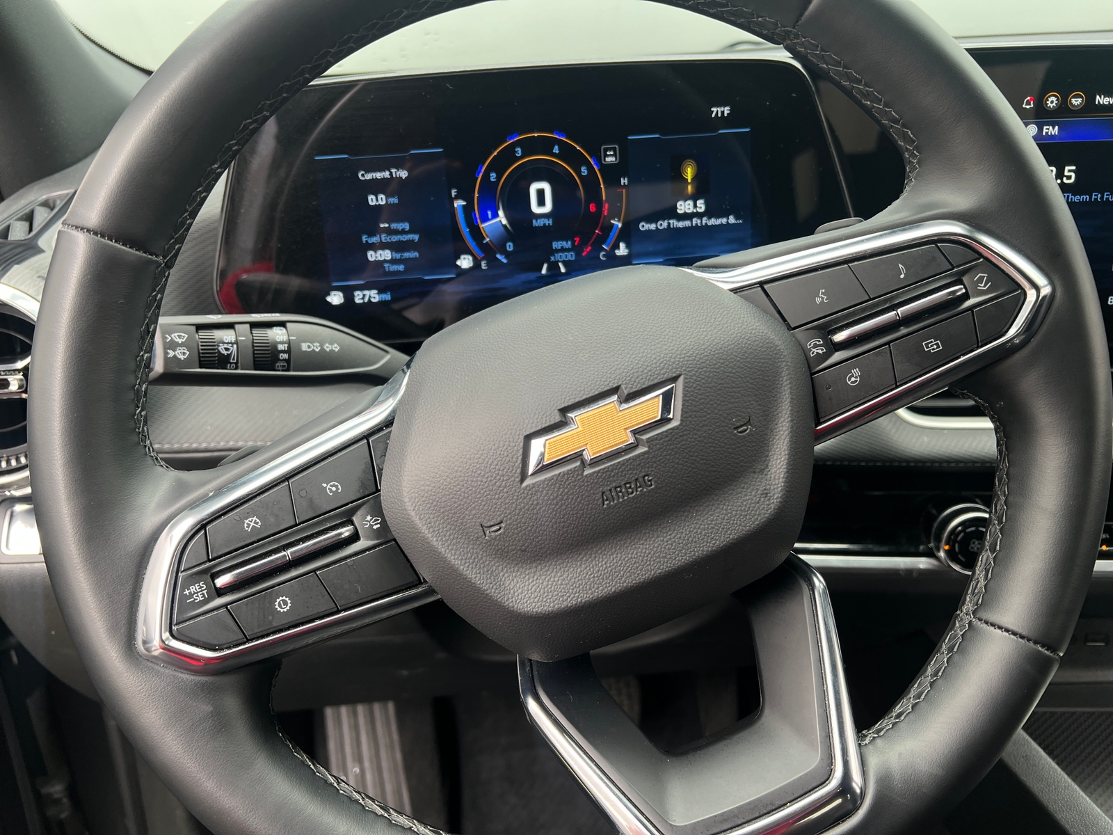 Thumbnail: 2025 Chevrolet Equinox - 5