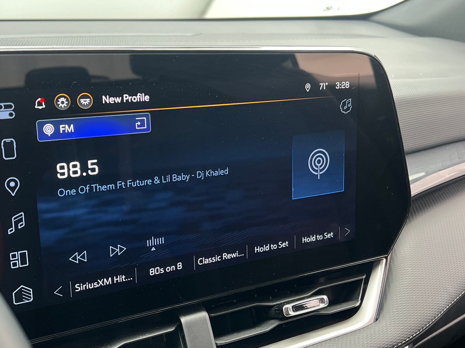 Thumbnail: 2025 Chevrolet Equinox - 4