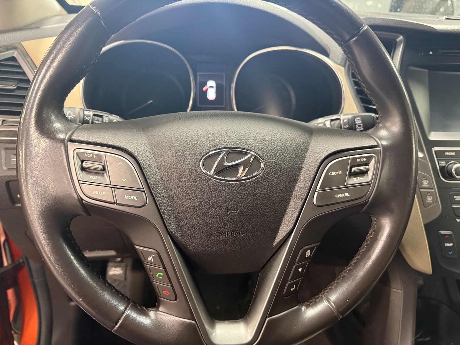 Thumbnail: 2017 Hyundai Santa Fe - 4