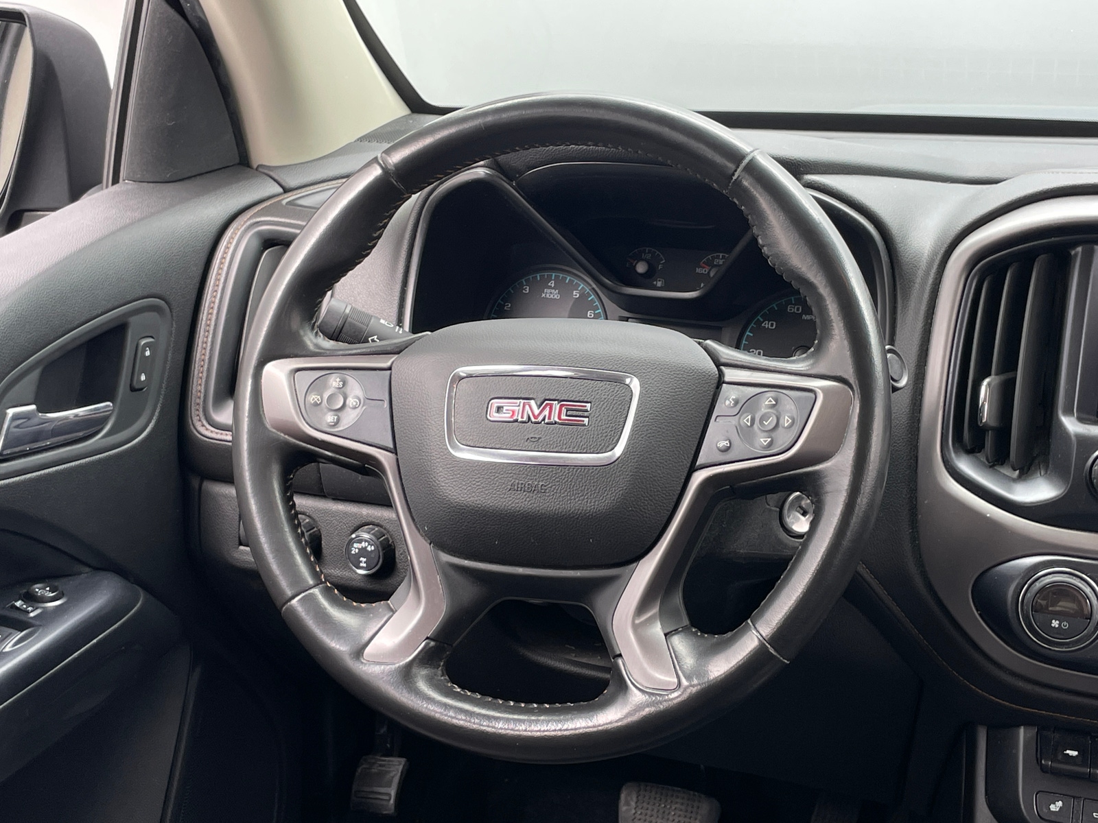 Thumbnail: 2021 GMC Canyon - 5