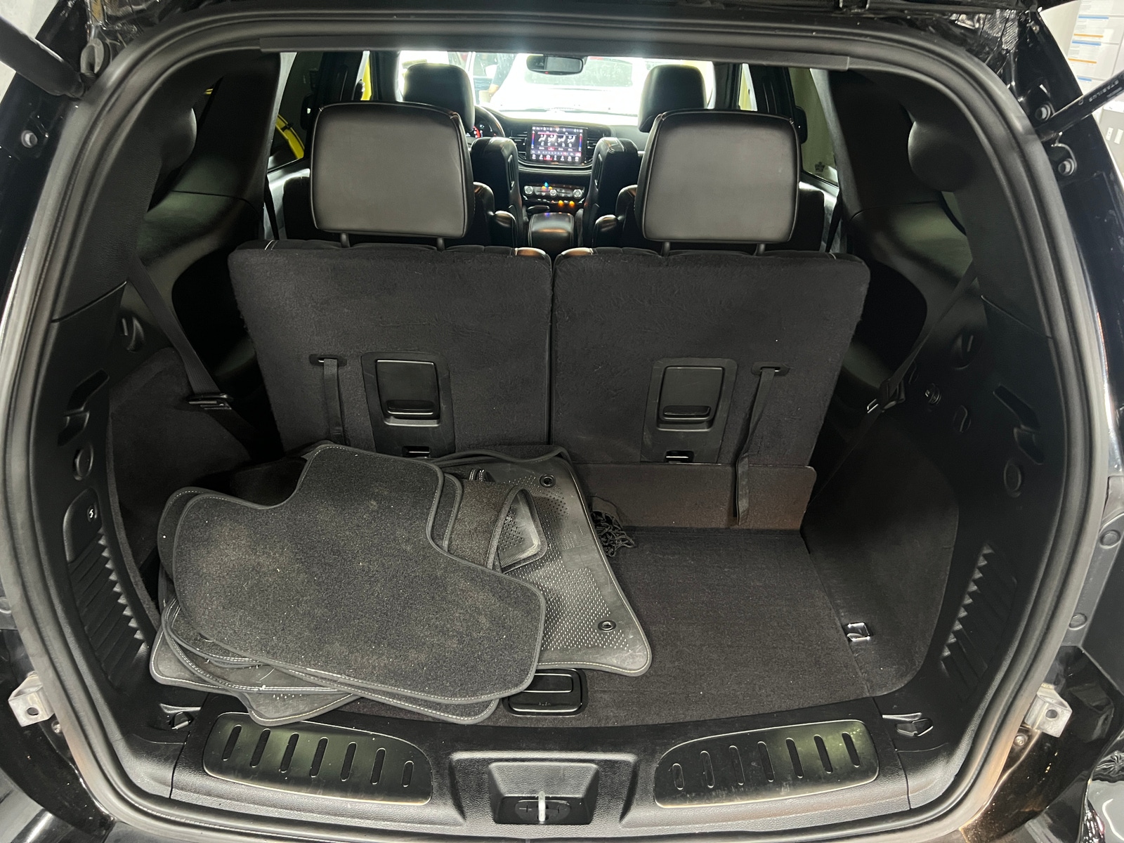 Thumbnail: 2021 Dodge Durango - 6