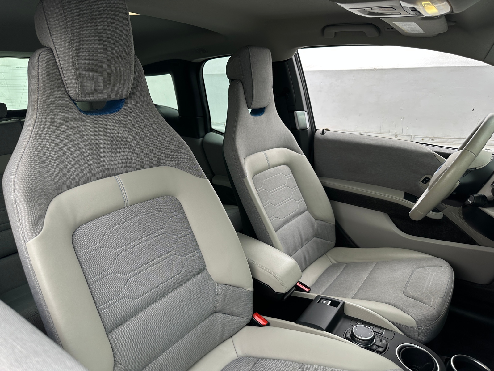 Thumbnail: 2016 BMW i3 - 2