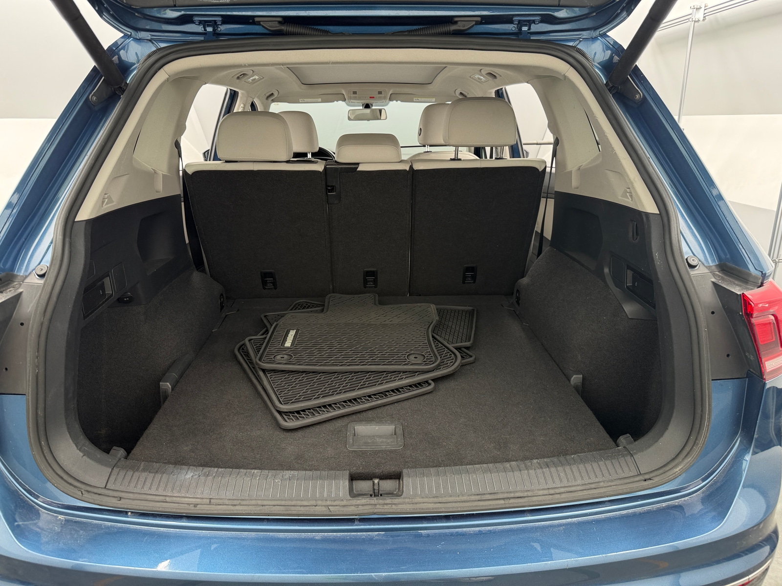 Thumbnail: 2019 Volkswagen Tiguan - 6