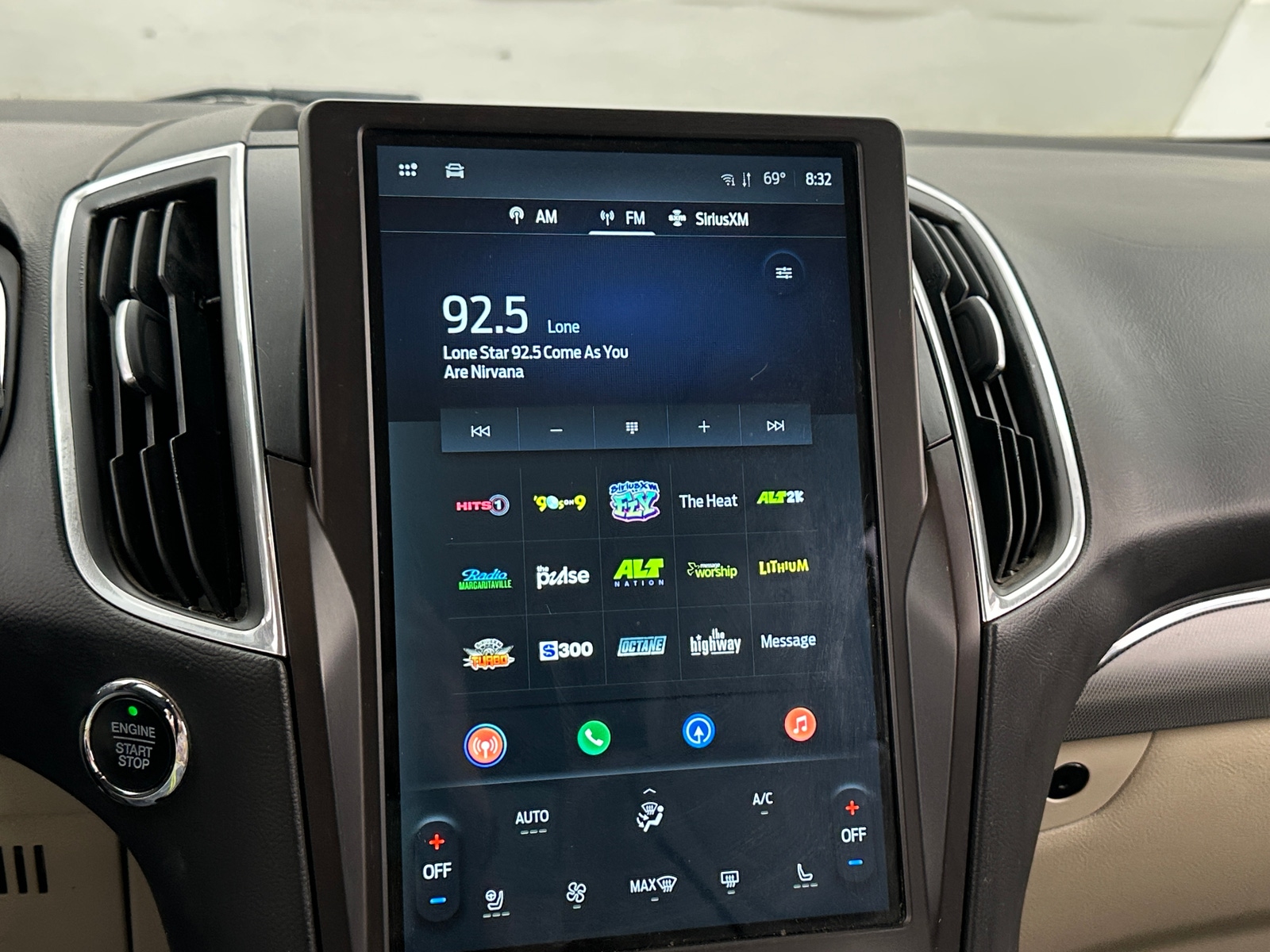 Thumbnail: 2021 Ford Edge - 3