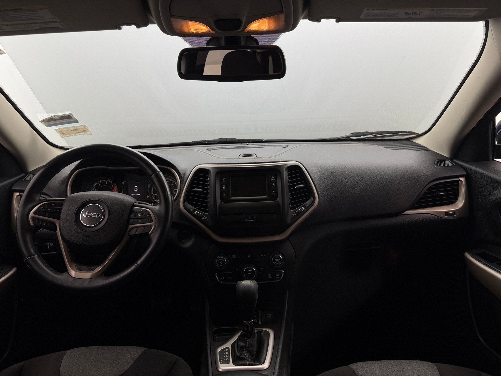 Thumbnail: 2018 Jeep Cherokee - 3