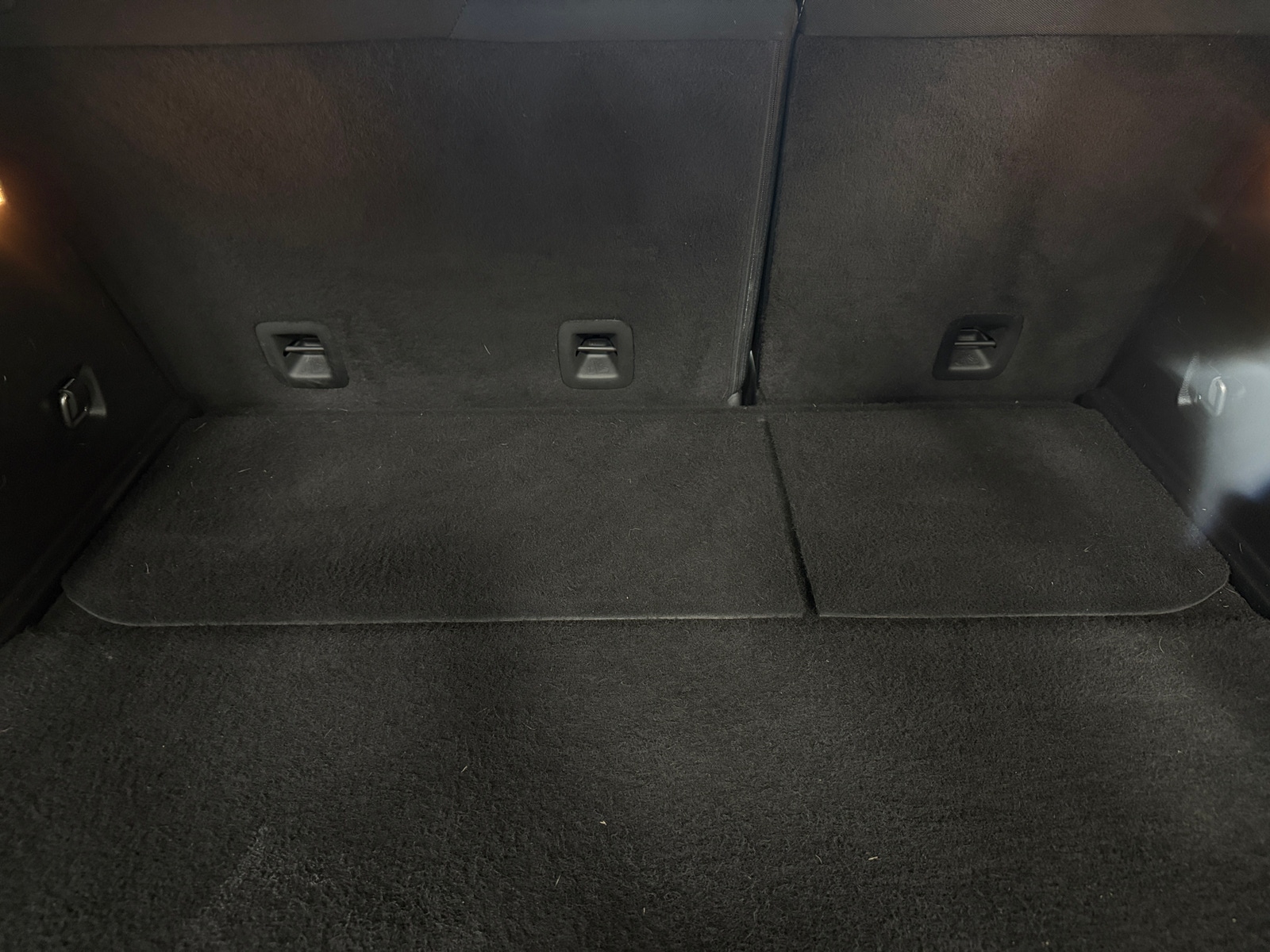 Thumbnail: 2018 Jeep Cherokee - 7