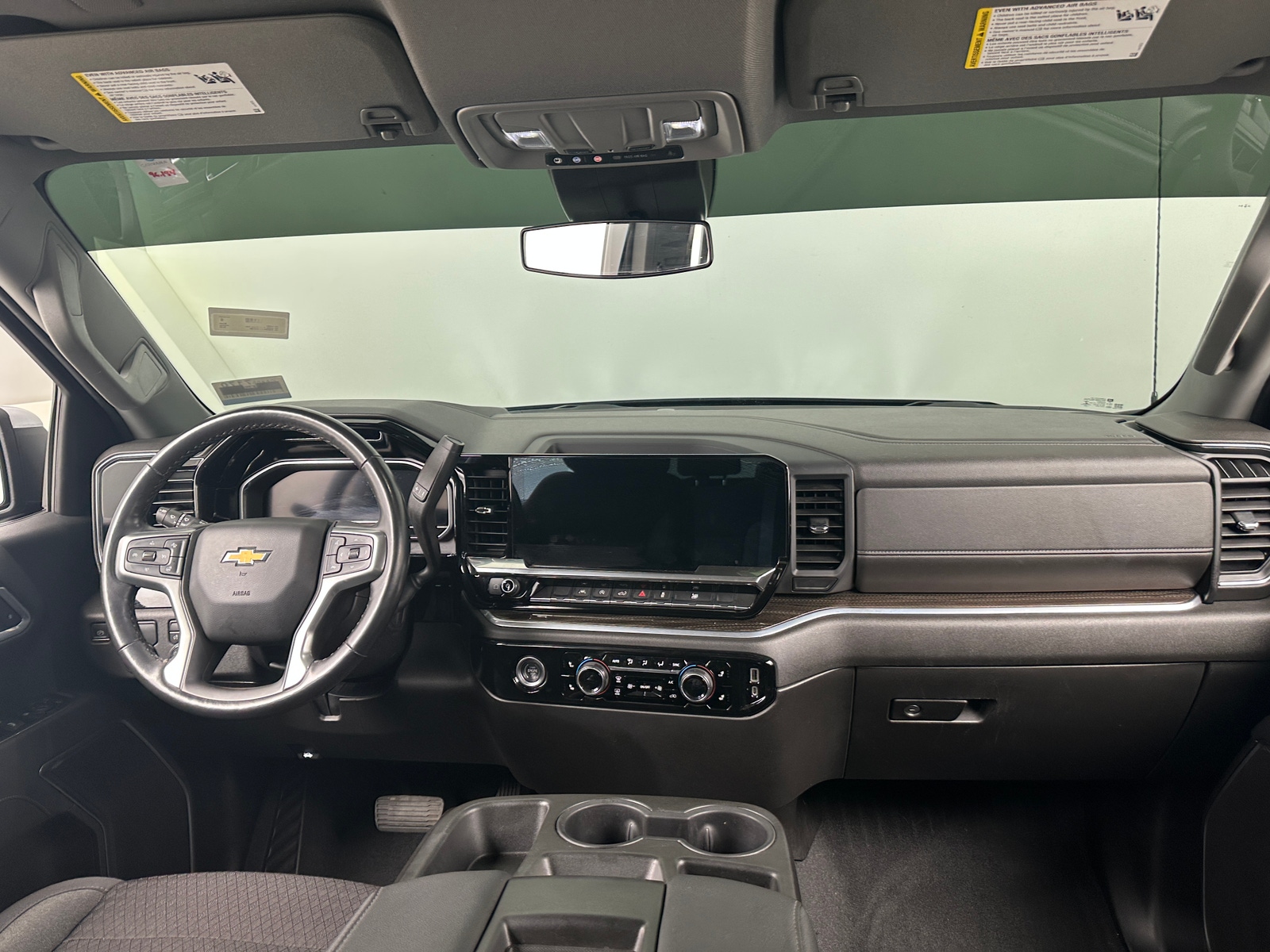 Thumbnail: 2022 Chevrolet Silverado 1500 - 3