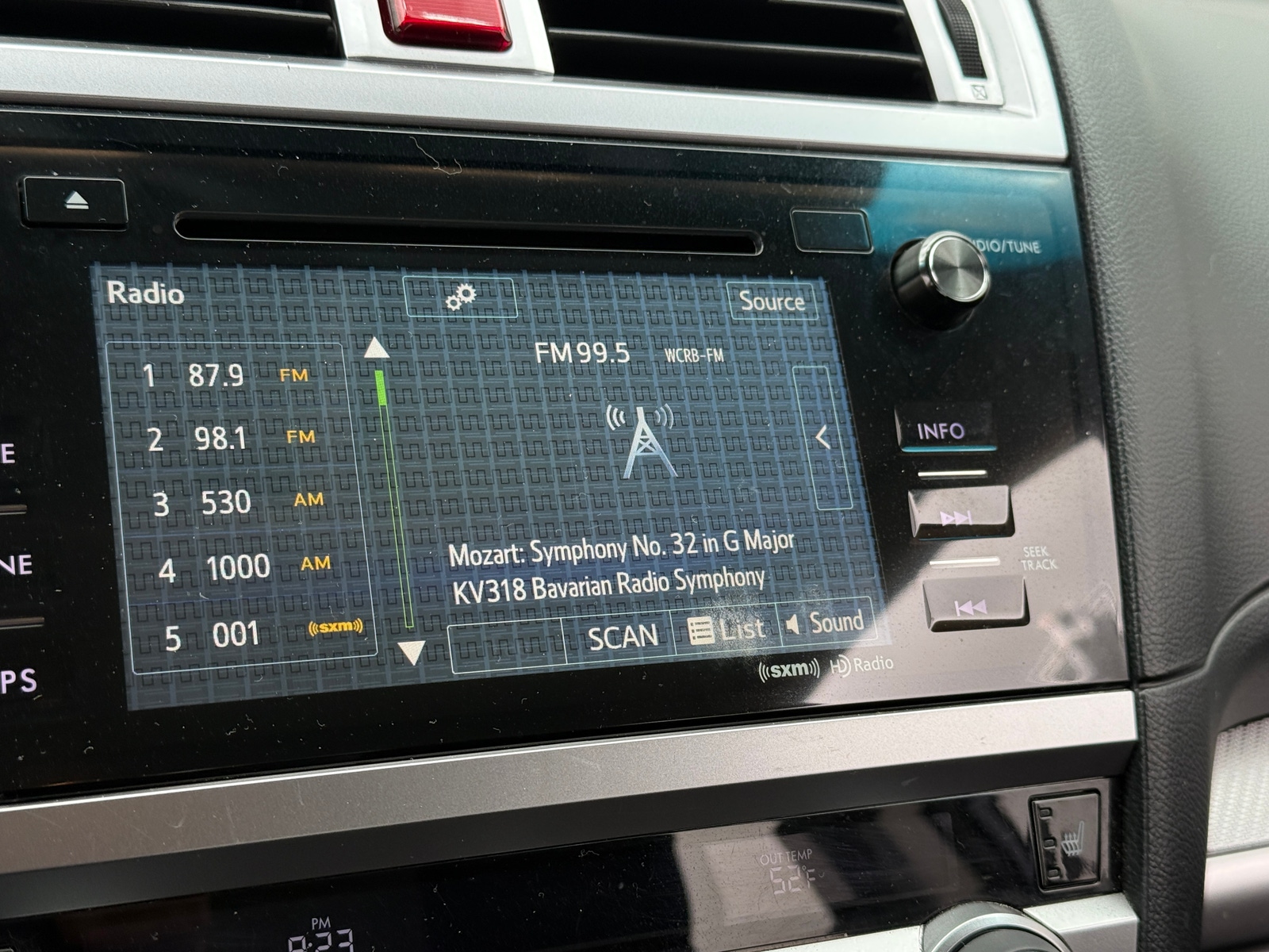 Thumbnail: 2015 Subaru Legacy - 4