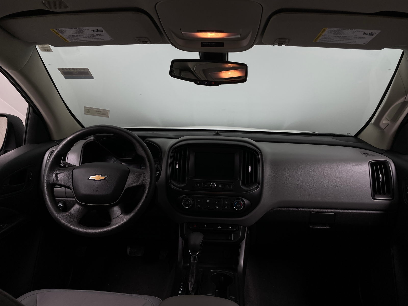 Thumbnail: 2022 Chevrolet Colorado - 3