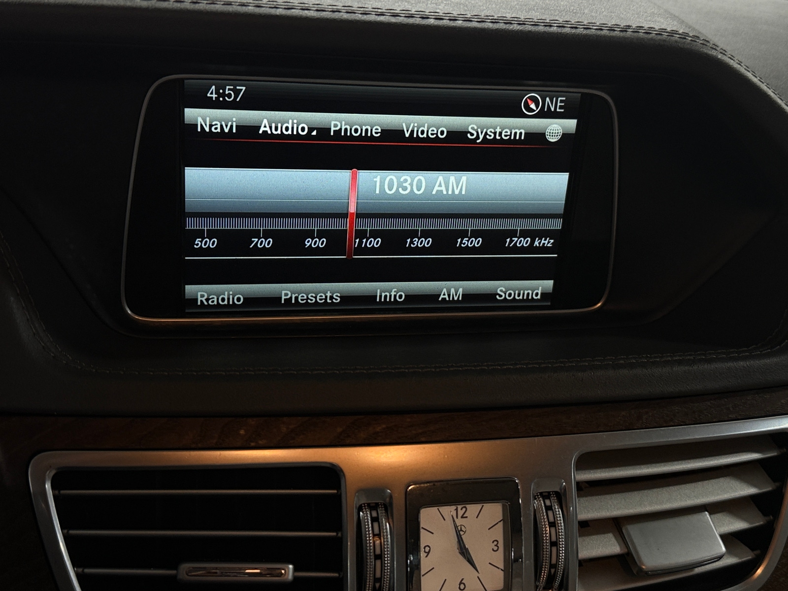 Thumbnail: 2015 Mercedes-Benz E-Class - 3