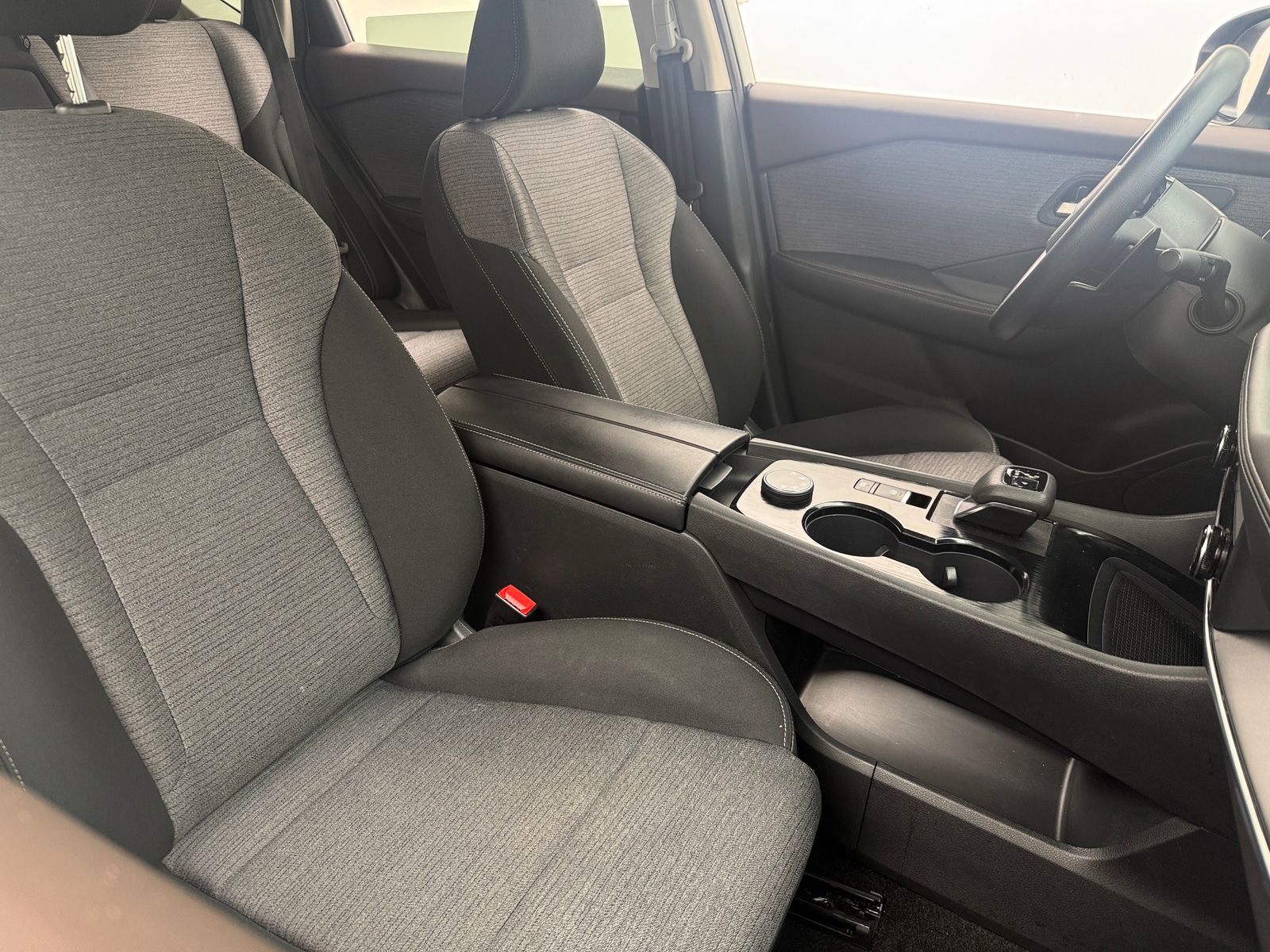 Thumbnail: 2023 Nissan Rogue - 2