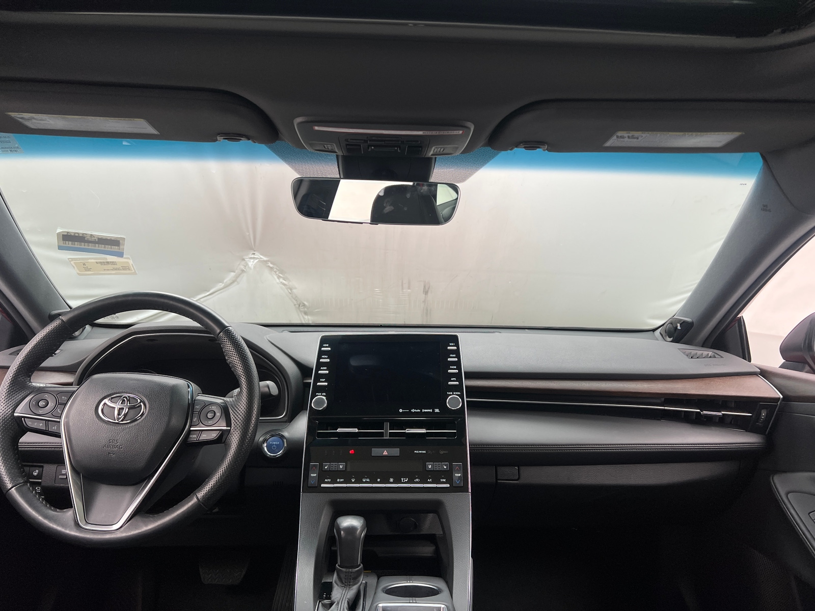 Thumbnail: 2022 Toyota Avalon - 2