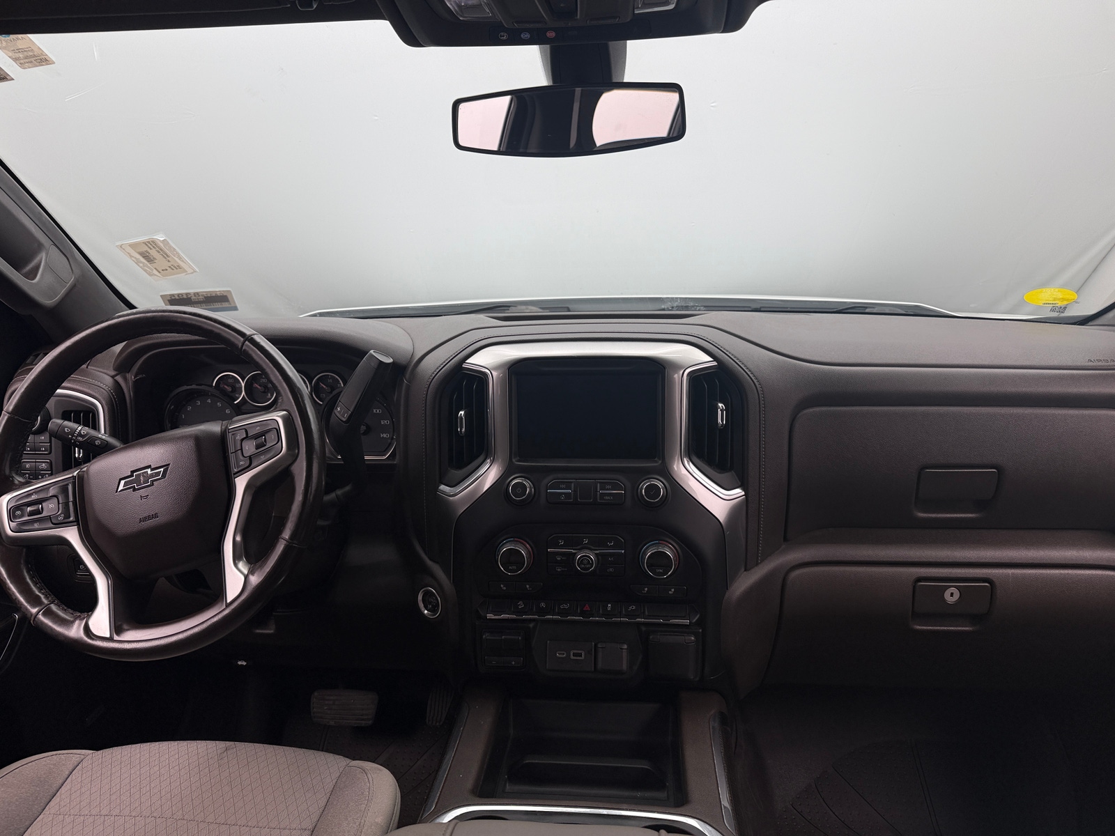 Thumbnail: 2019 Chevrolet Silverado 1500 - 3