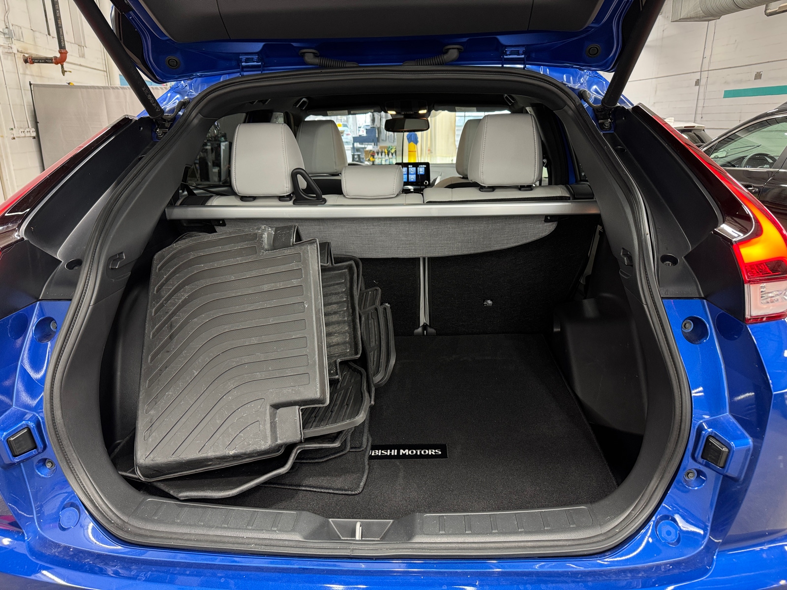 Thumbnail: 2025 Mitsubishi Eclipse Cross - 6