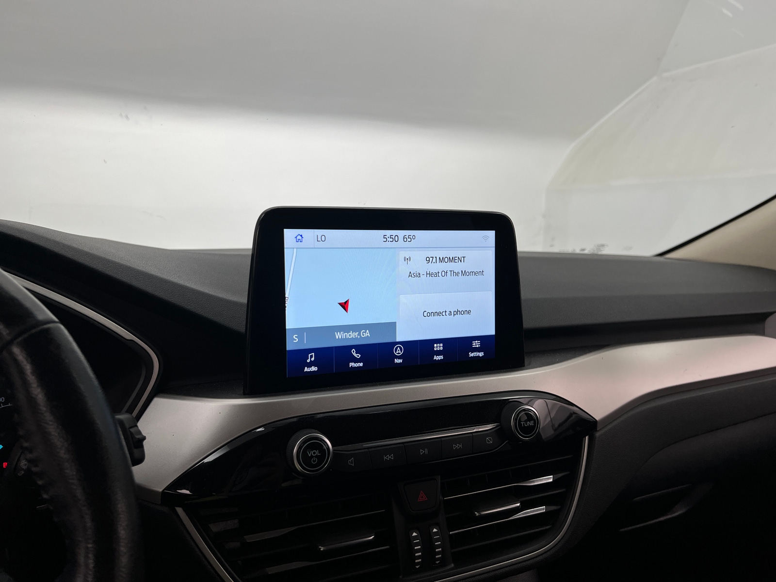 Thumbnail: 2020 Ford Escape - 3