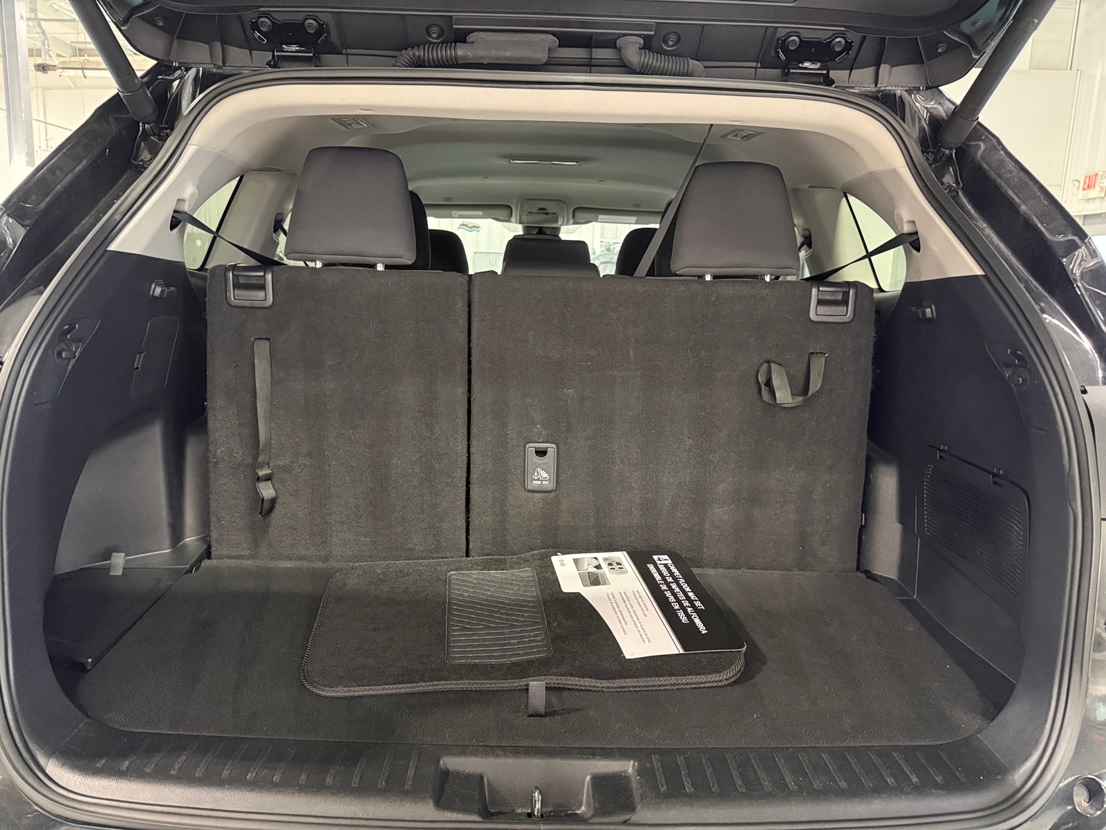 Thumbnail: 2025 Toyota Highlander - 7