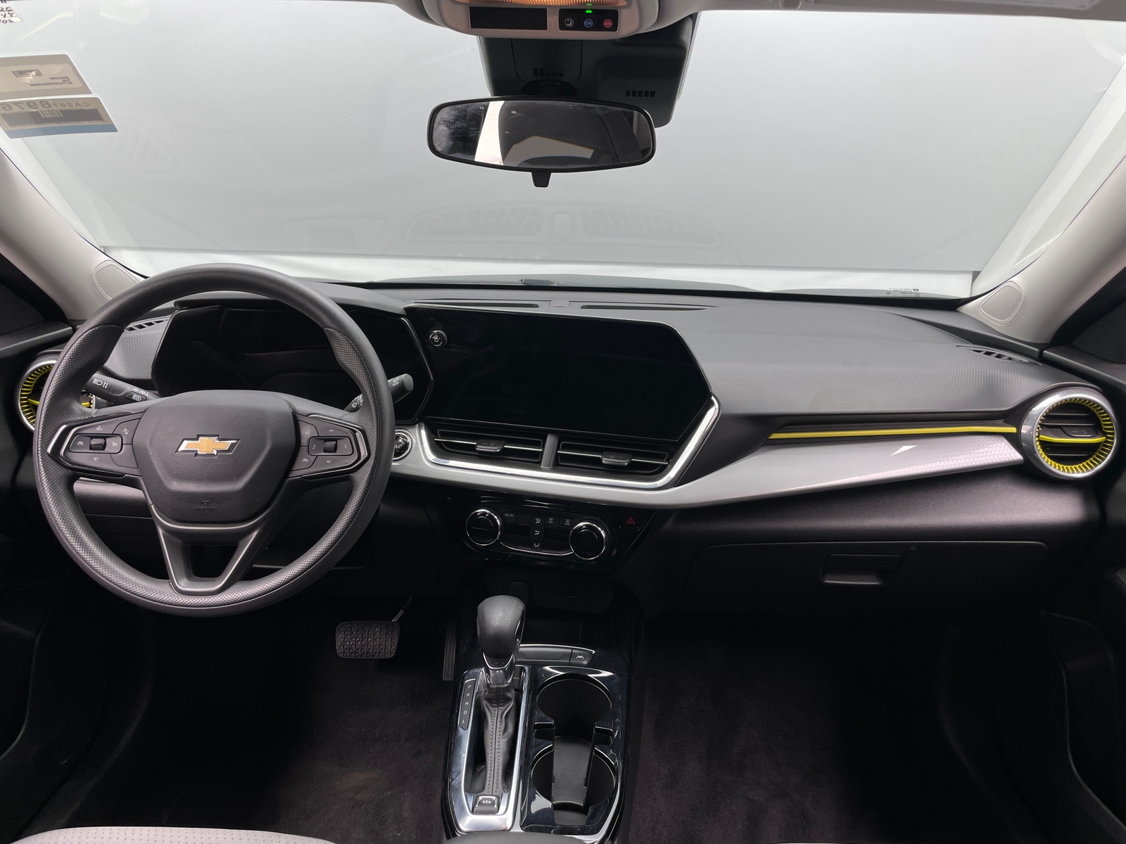 Thumbnail: 2024 Chevrolet Trax - 3