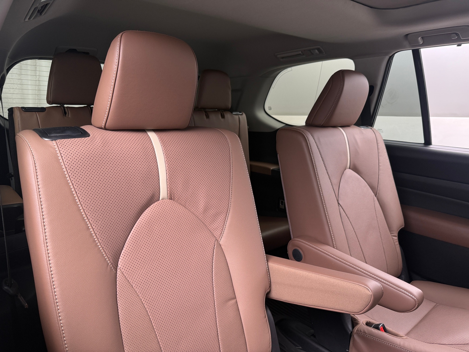 Thumbnail: 2025 Toyota Grand Highlander - 5