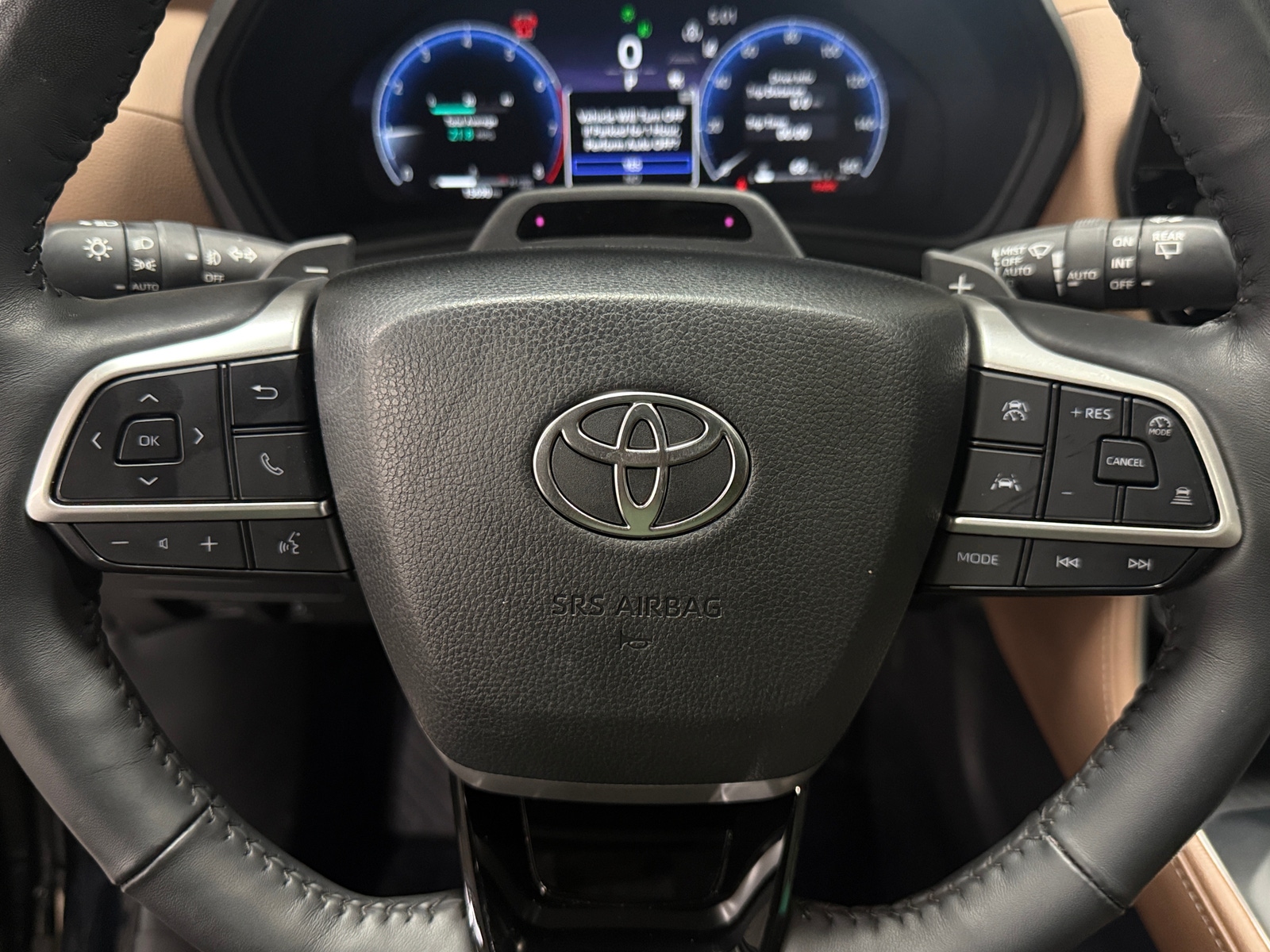 Thumbnail: 2025 Toyota Grand Highlander - 4