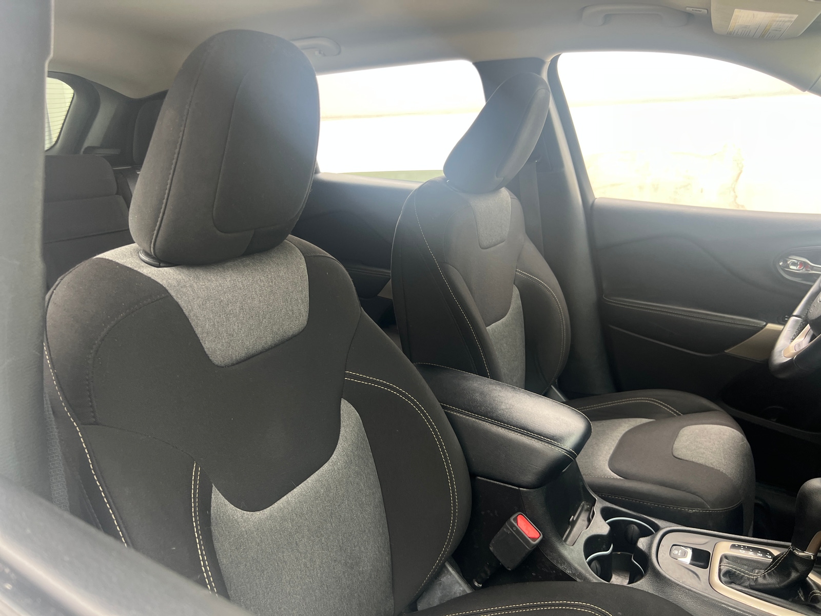 Thumbnail: 2018 Jeep Cherokee - 2