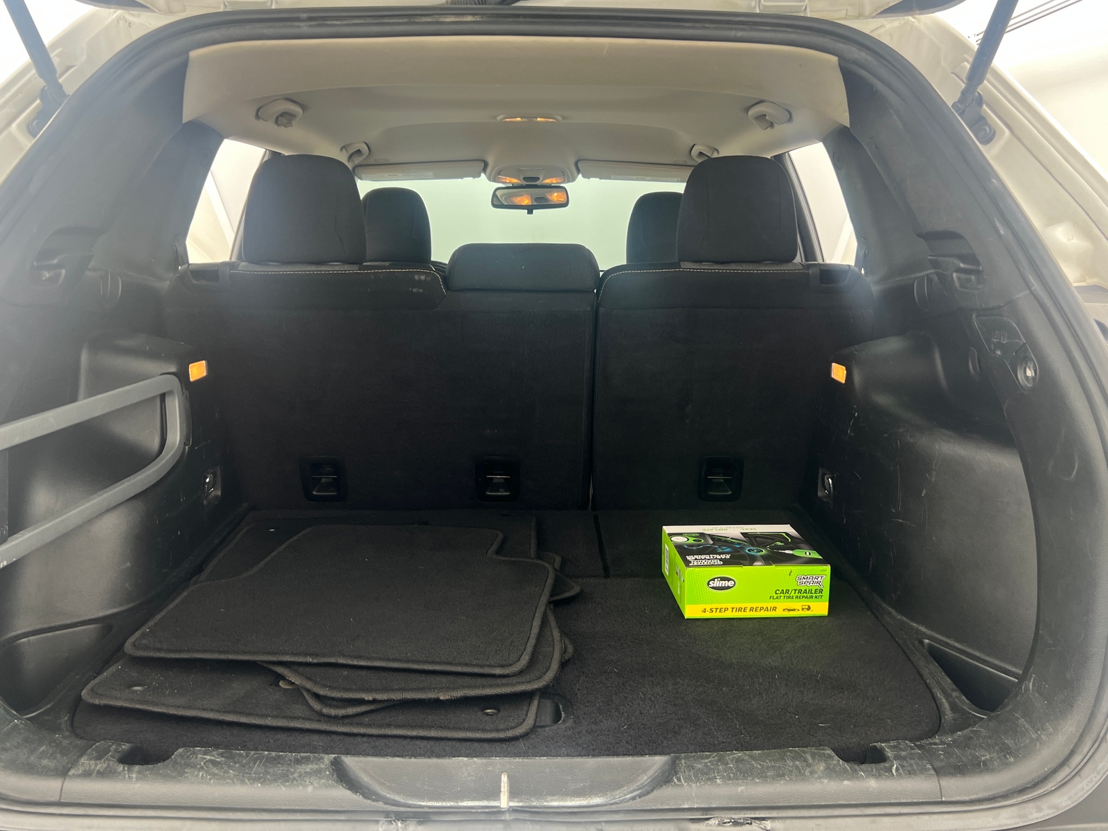 Thumbnail: 2018 Jeep Cherokee - 7