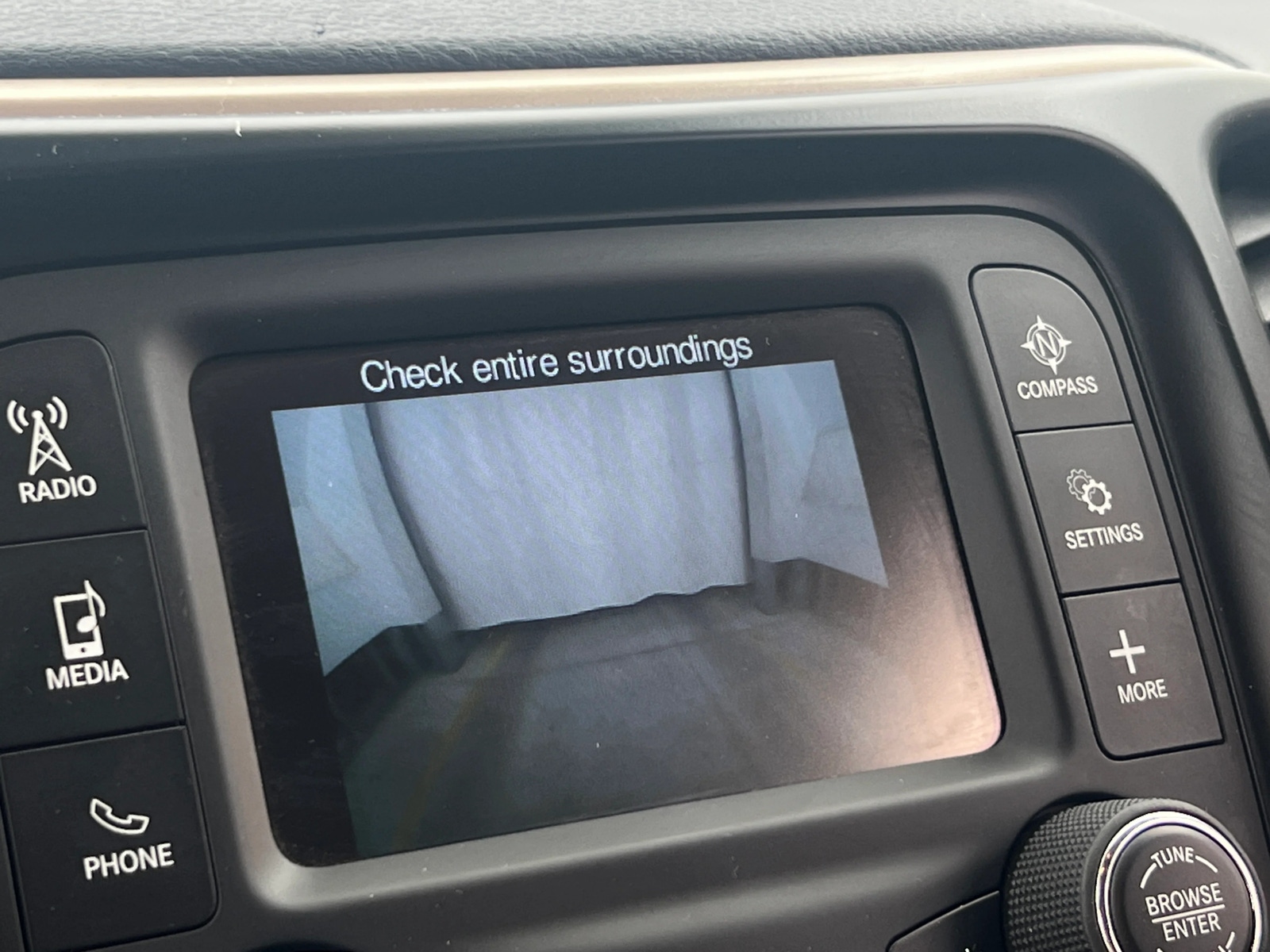 Thumbnail: 2018 Jeep Cherokee - 4