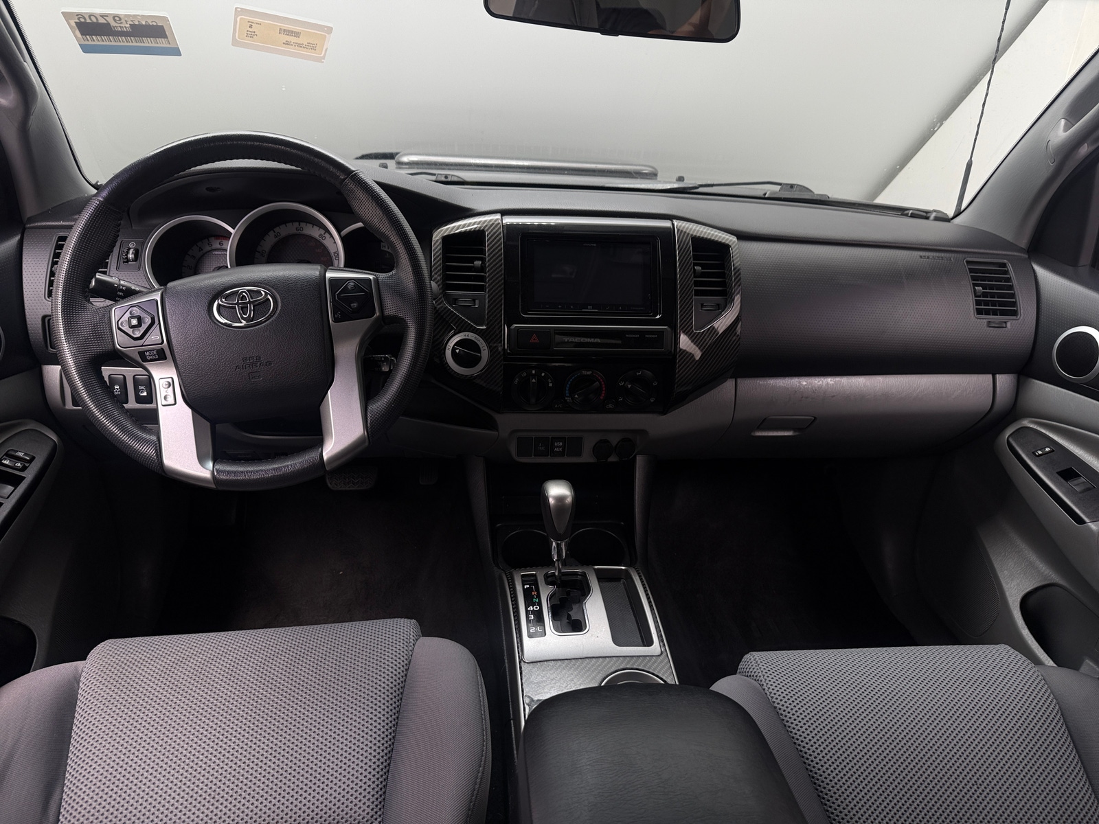 Thumbnail: 2015 Toyota Tacoma - 3