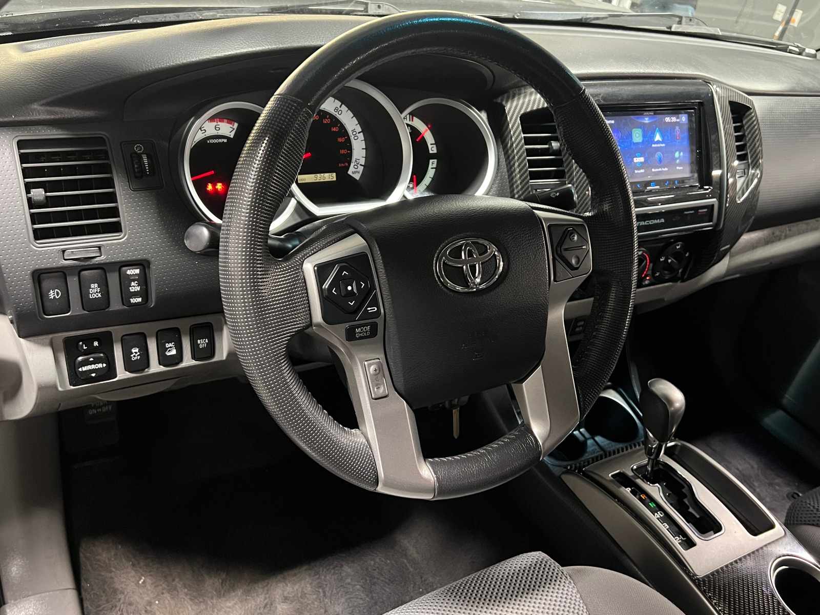 Thumbnail: 2015 Toyota Tacoma - 5