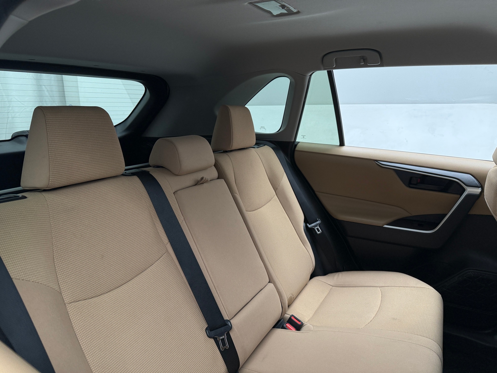 Thumbnail: 2020 Toyota RAV4 - 6