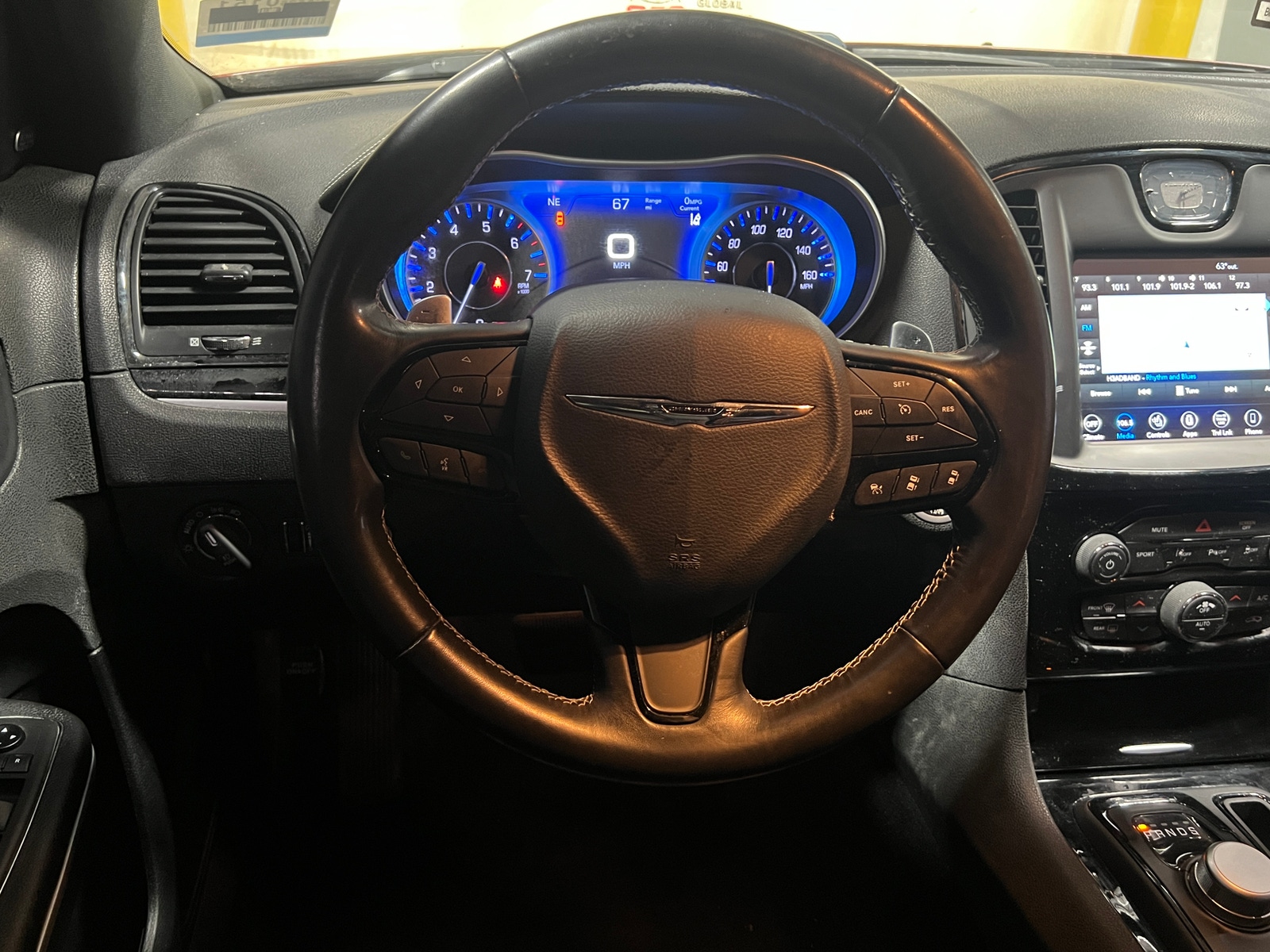 Thumbnail: 2021 Chrysler 300 - 4