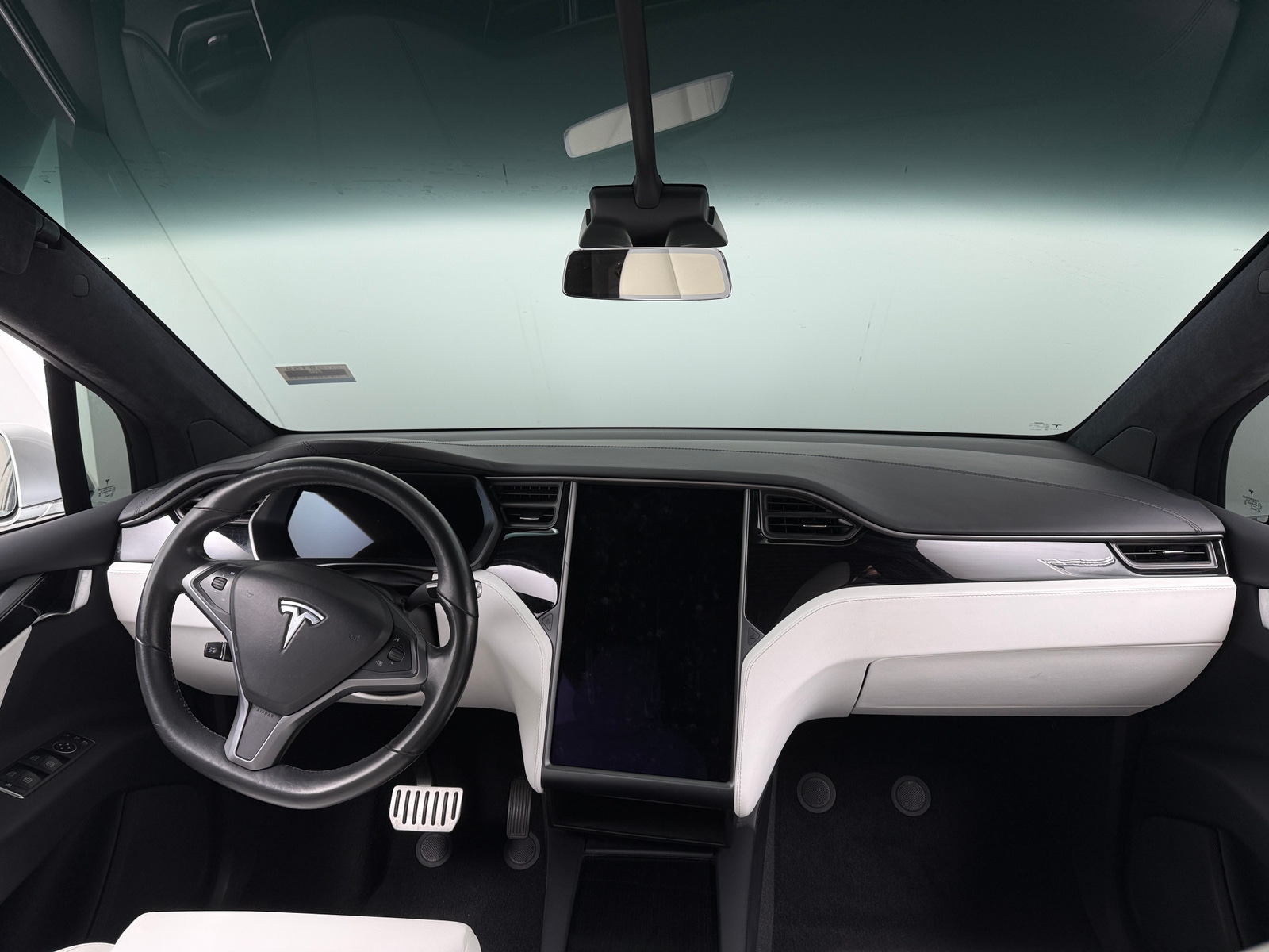 Thumbnail: 2019 Tesla Model X - 2