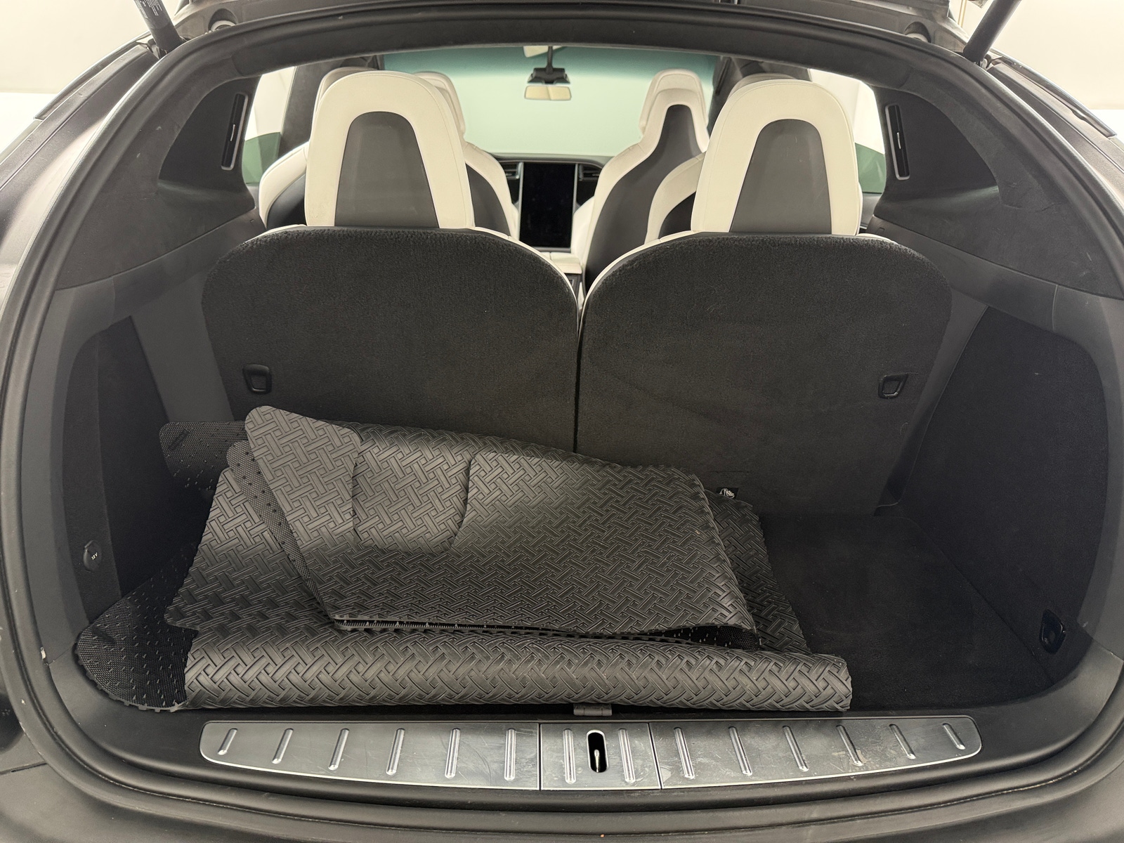 Thumbnail: 2019 Tesla Model X - 6