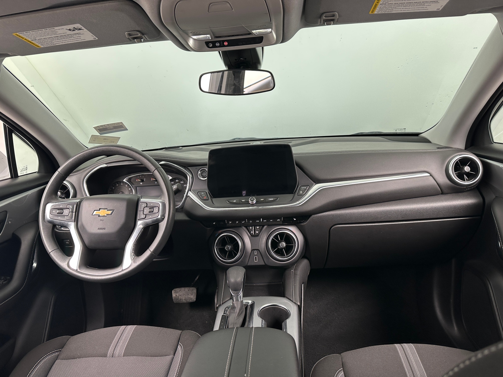 Thumbnail: 2025 Chevrolet Blazer - 3