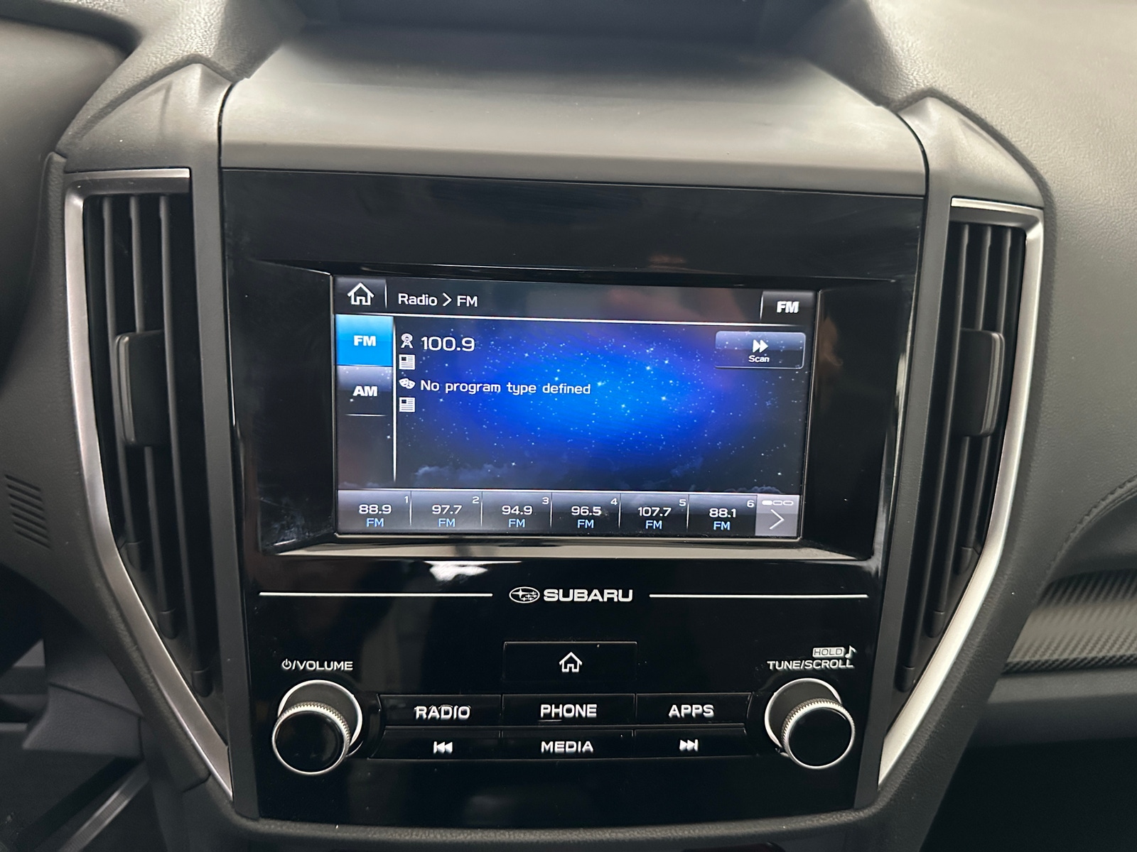 Thumbnail: 2018 Subaru Crosstrek - 4