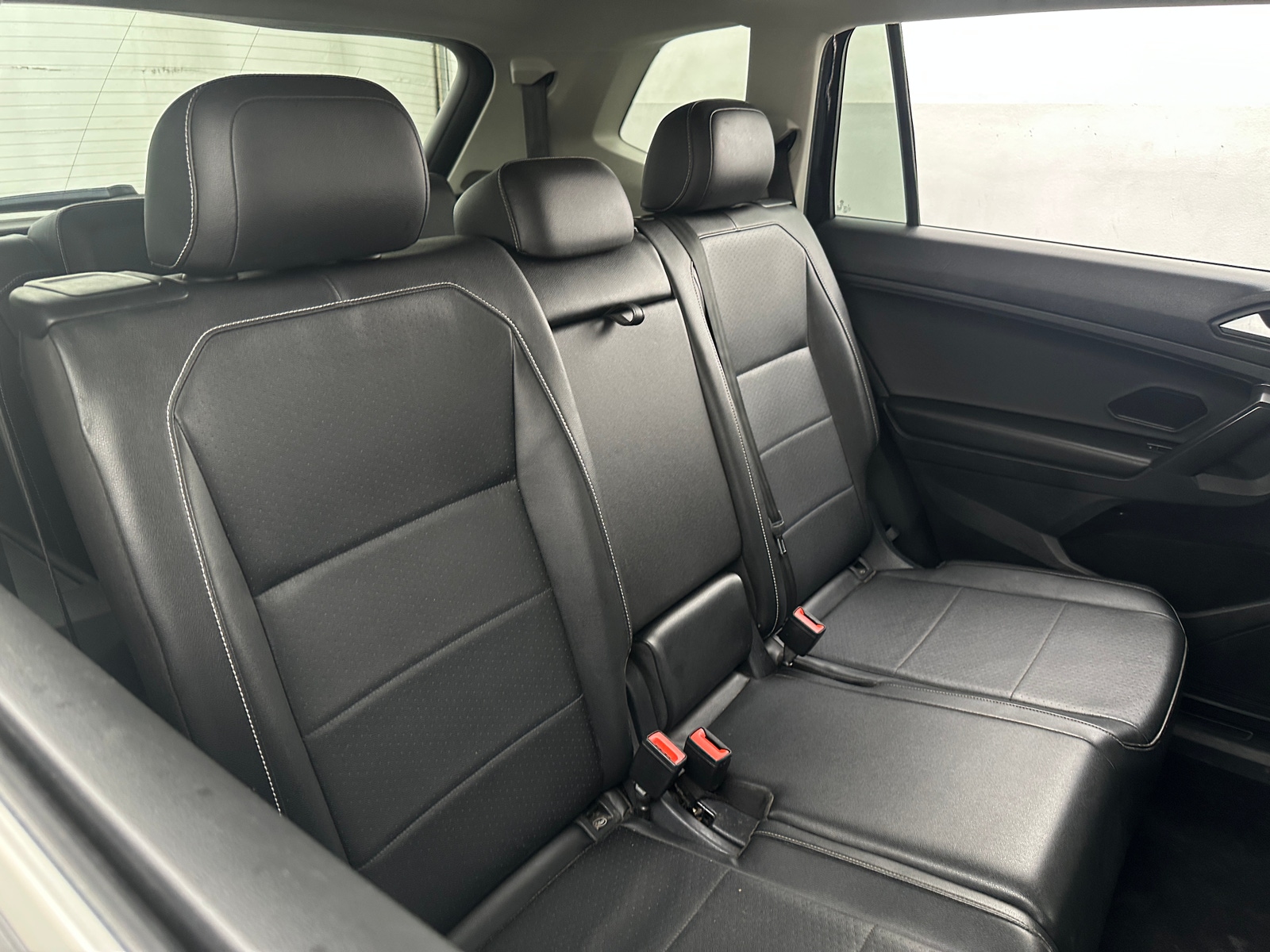 Thumbnail: 2021 Volkswagen Tiguan - 5