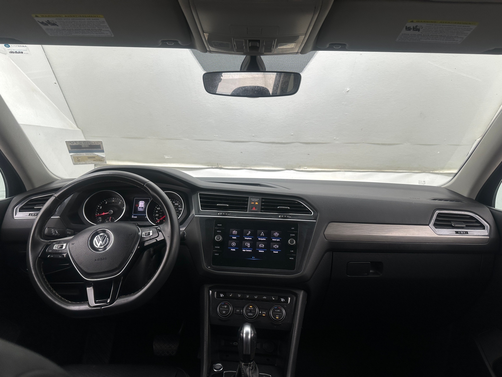 Thumbnail: 2021 Volkswagen Tiguan - 2