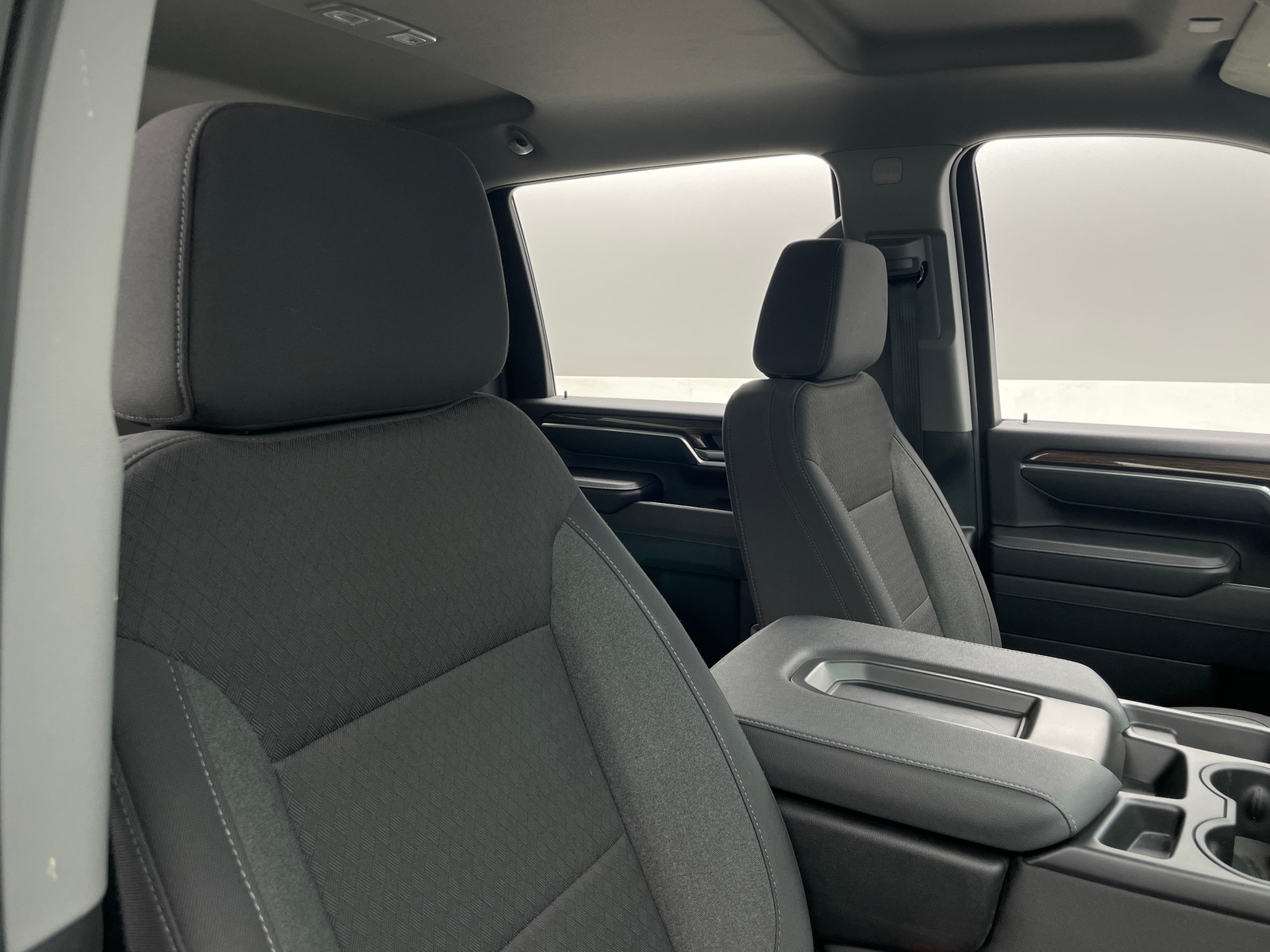 Thumbnail: 2025 Chevrolet Silverado 2500 - 2