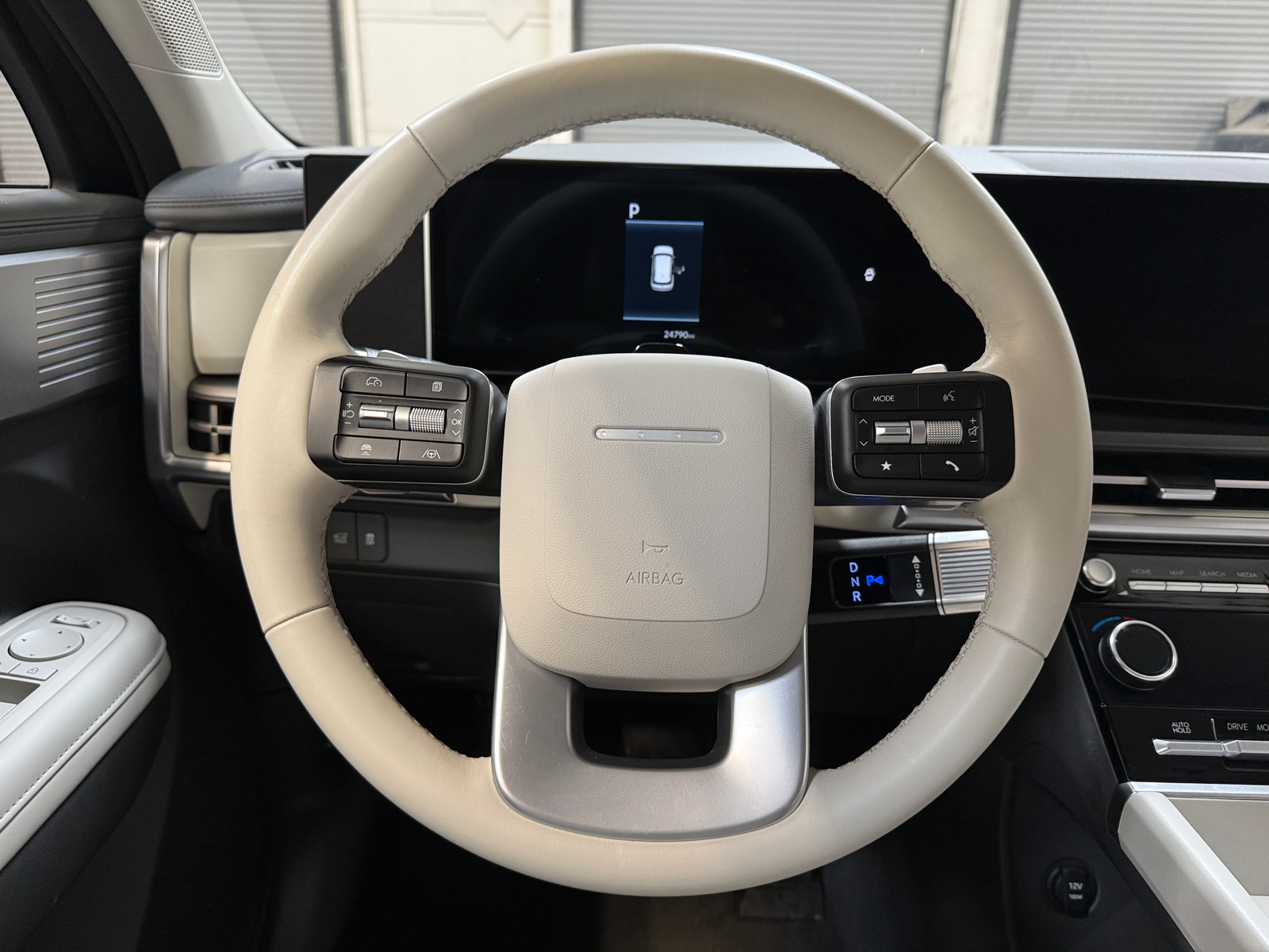 Thumbnail: 2025 Hyundai Santa Fe - 4