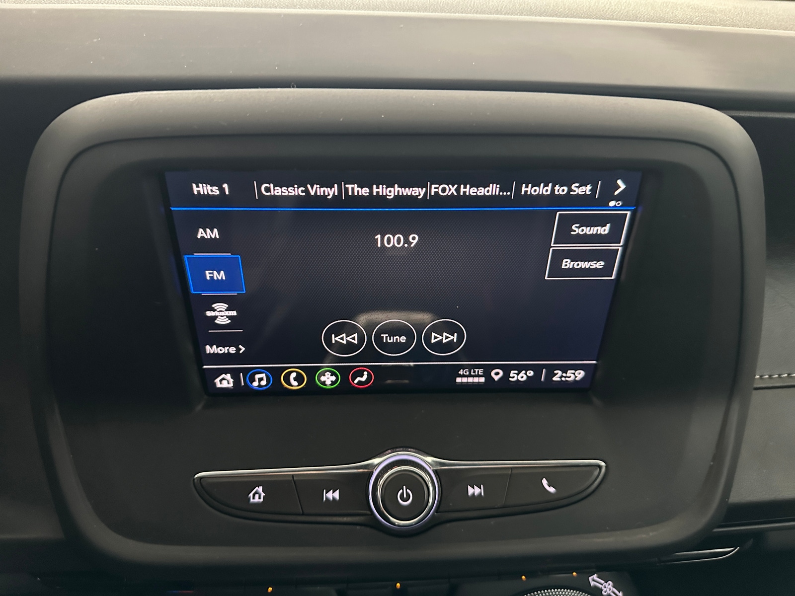 Thumbnail: 2021 Chevrolet Camaro - 4