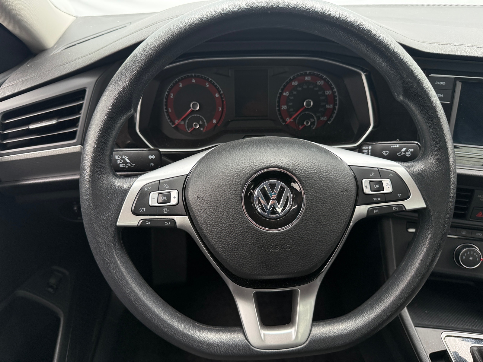 Thumbnail: 2019 Volkswagen Jetta - 5